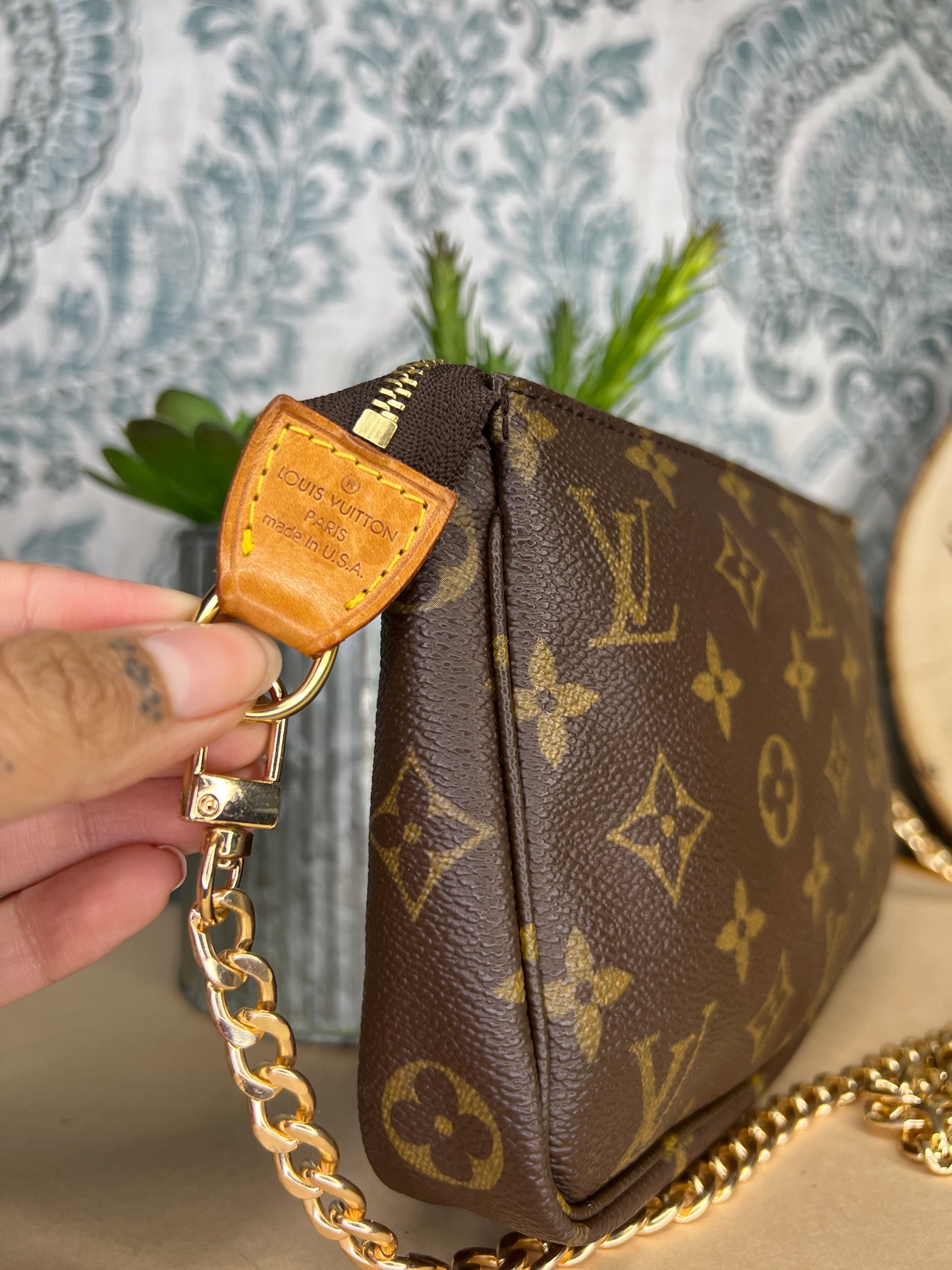 Louis Vuitton Pochette Accessoires