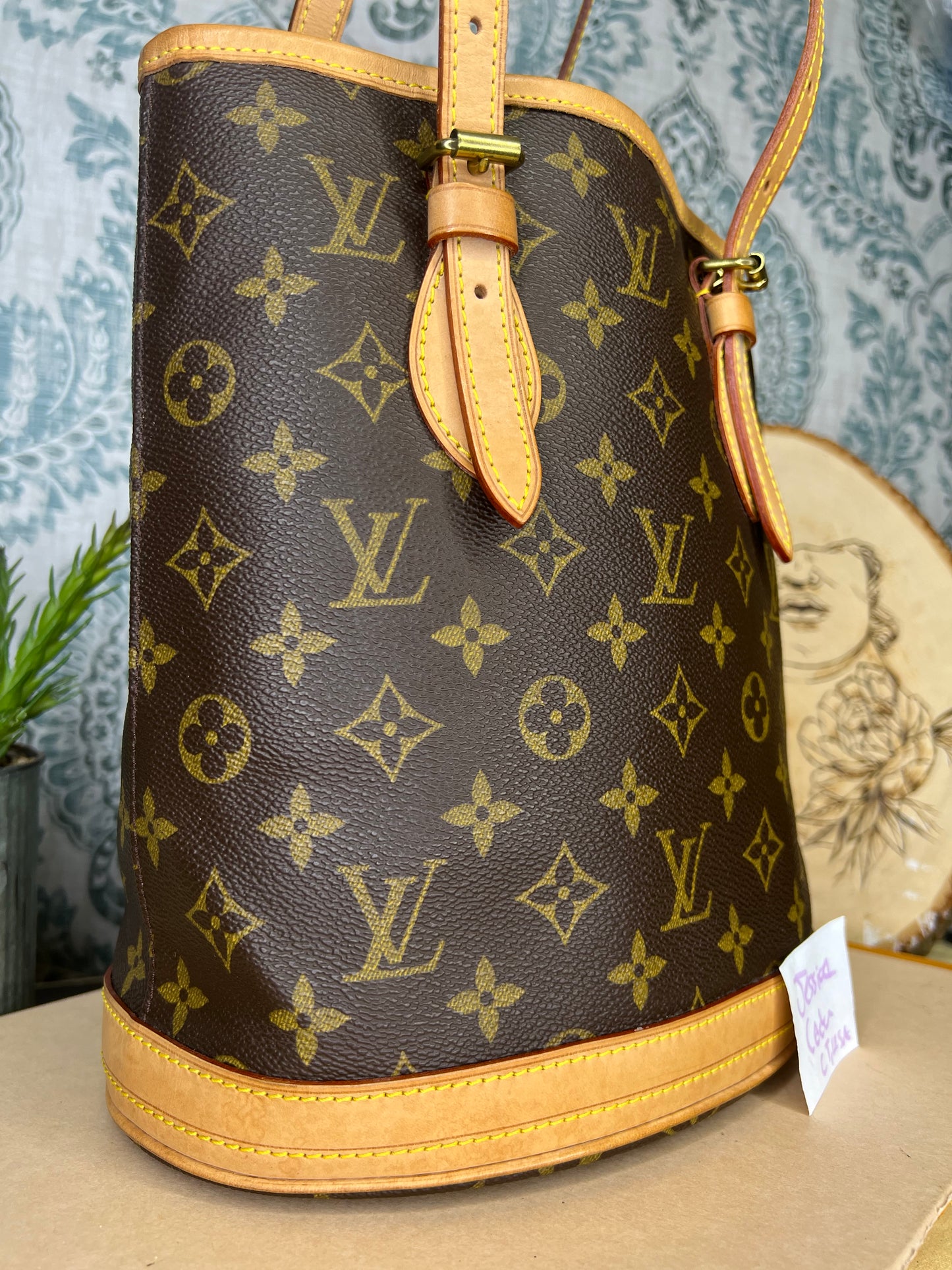 Louis Vuitton Bucket PM