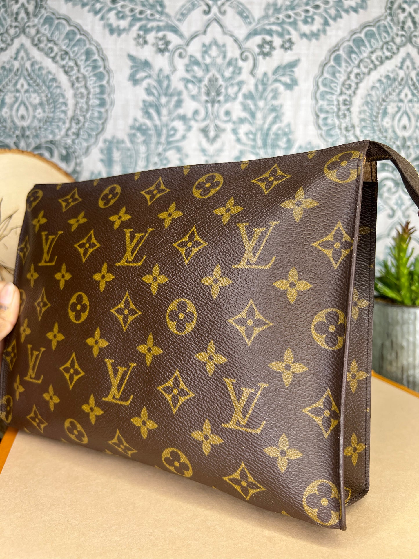 Monogram Toiletry 26