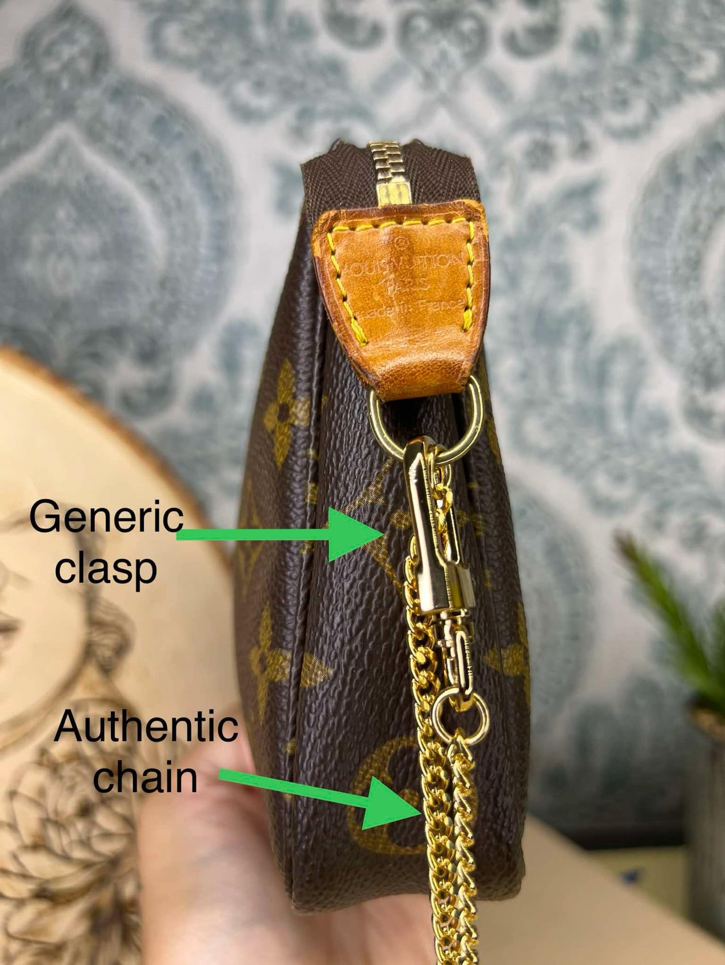 Pochette Accessories