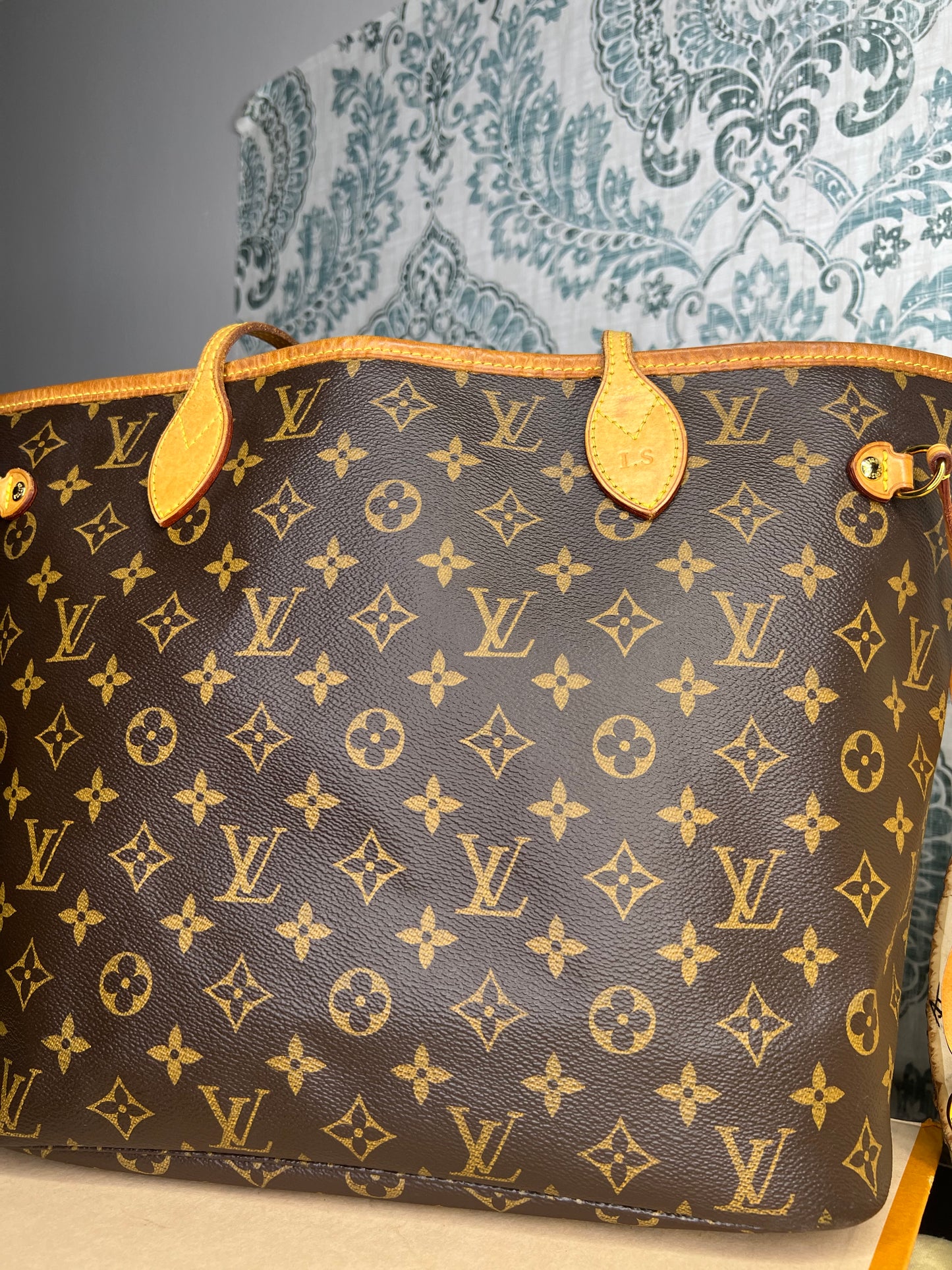 Louis Vuitton Neverfull MM Rose Ballerine
