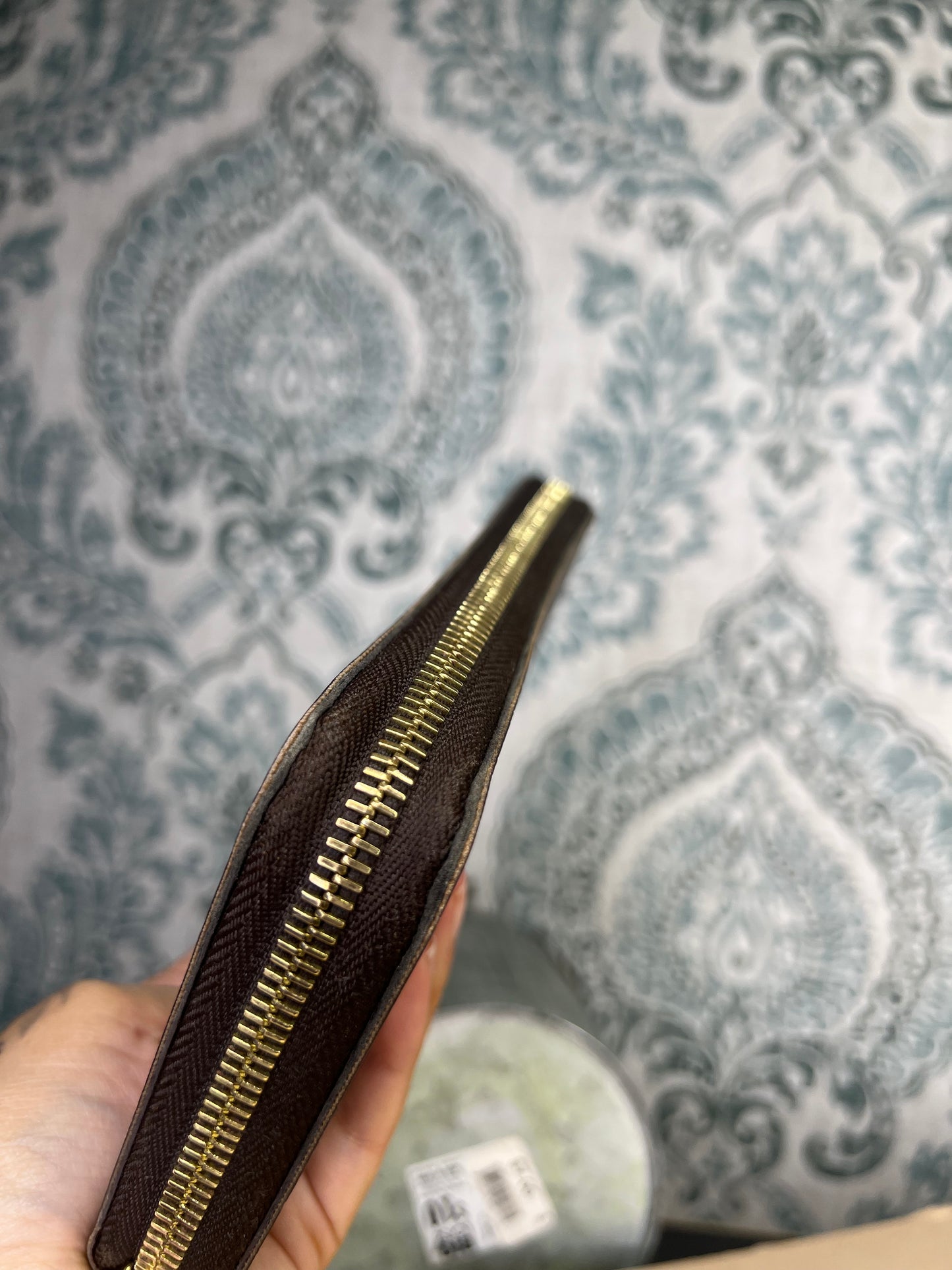 Louis Vuitton Zippy Wallet