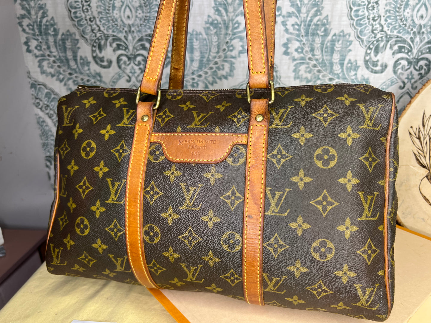 Louis Vuitton Exclusivite Edition 11 Shoulder Bag