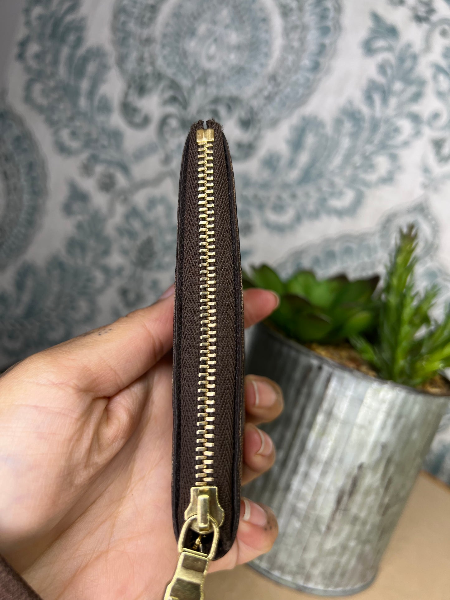 Louis Vuitton Damier Ebene Key Cles