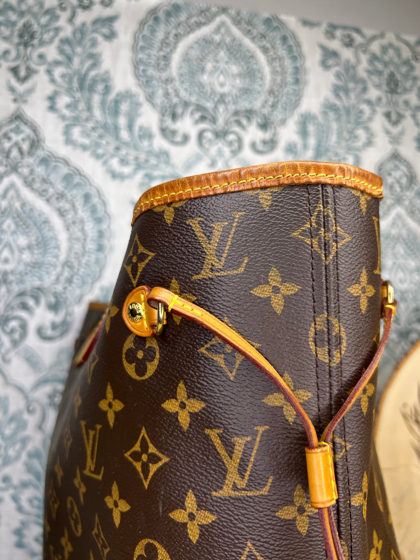 Louis Vuitton Neverfull MM Rose Ballerine