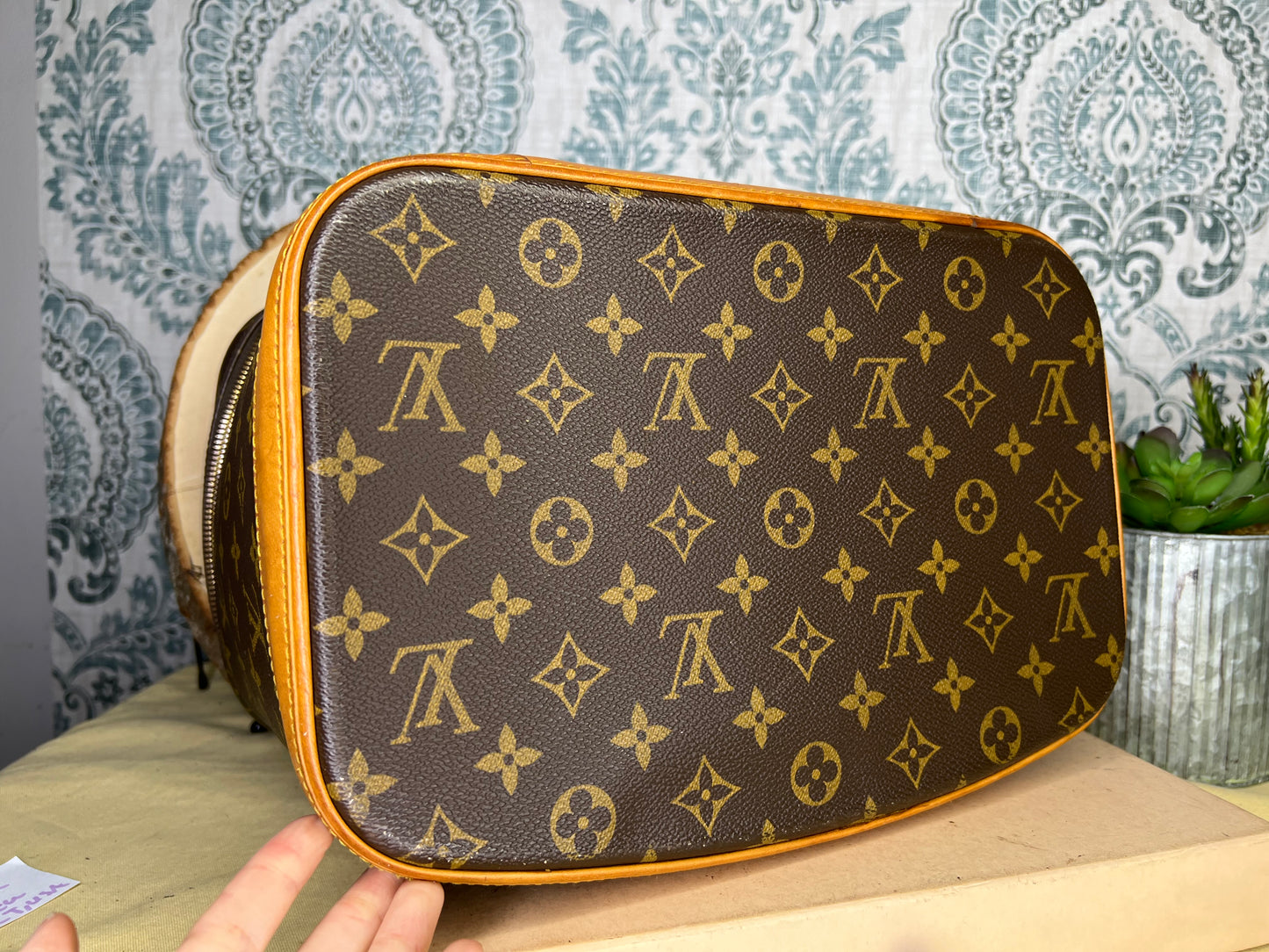 Nice Vanity Case