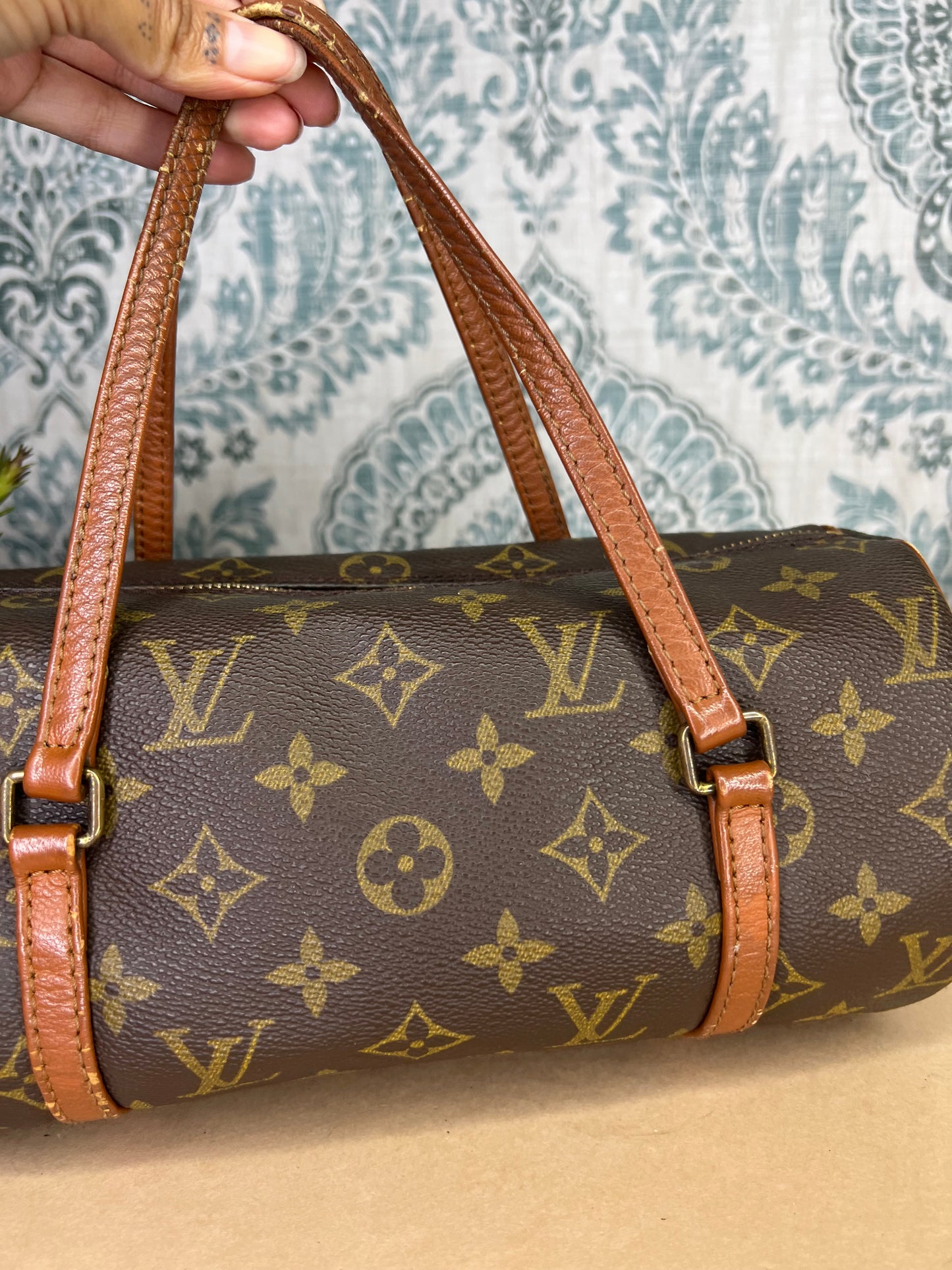 Louis Vuitton Papillon 26