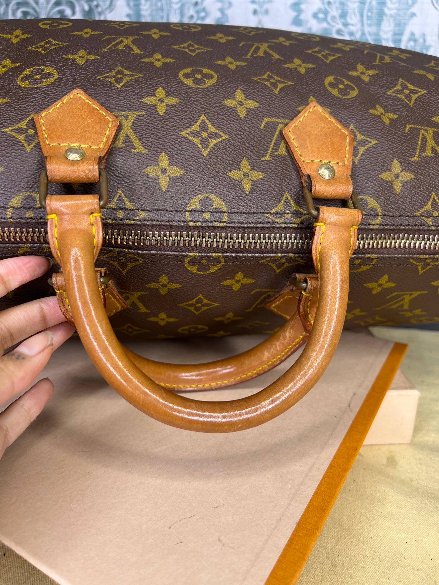Louis Vuitton Speedy 35