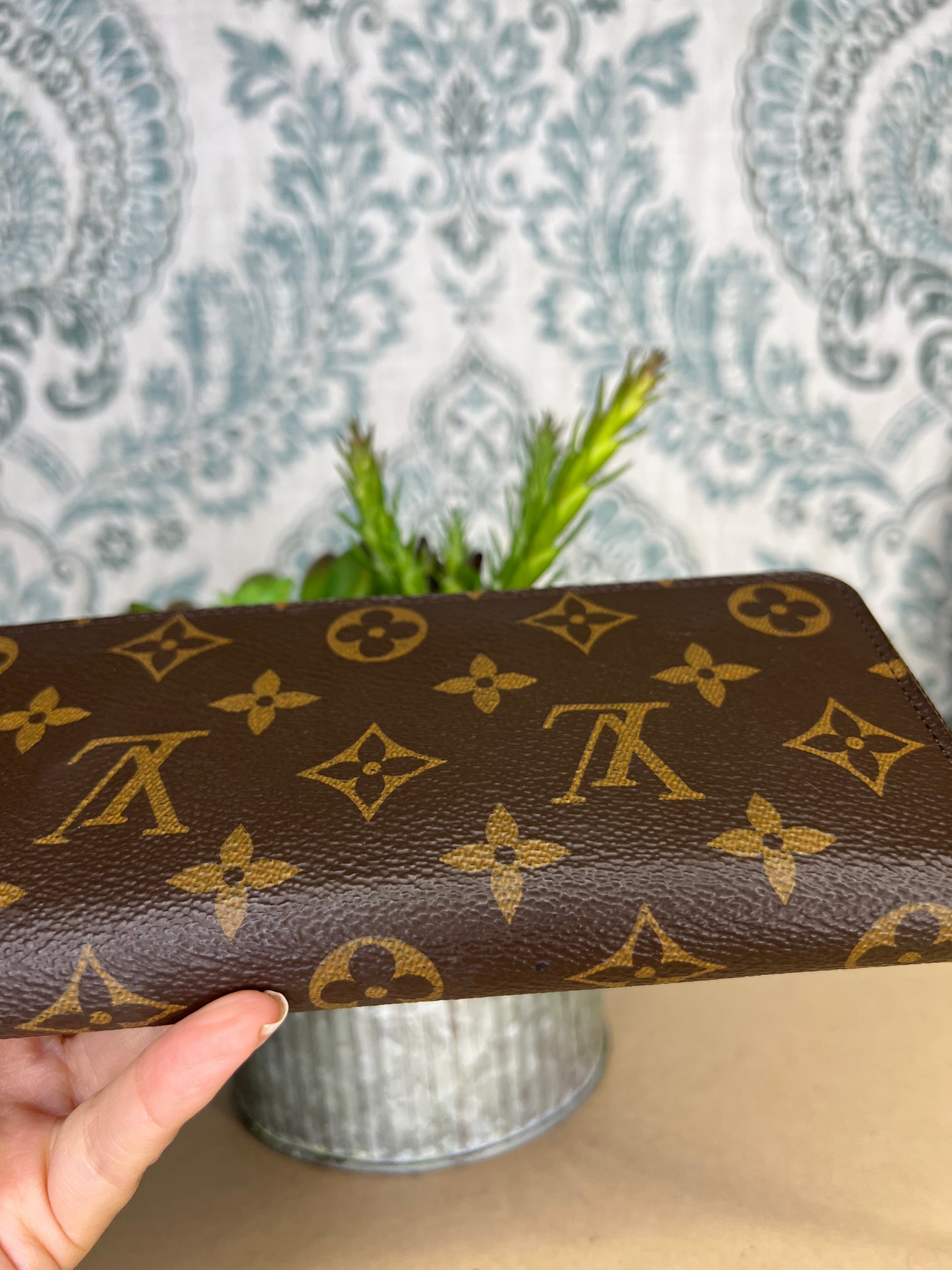 Louis Vuitton Clemence Wallet Fuschia