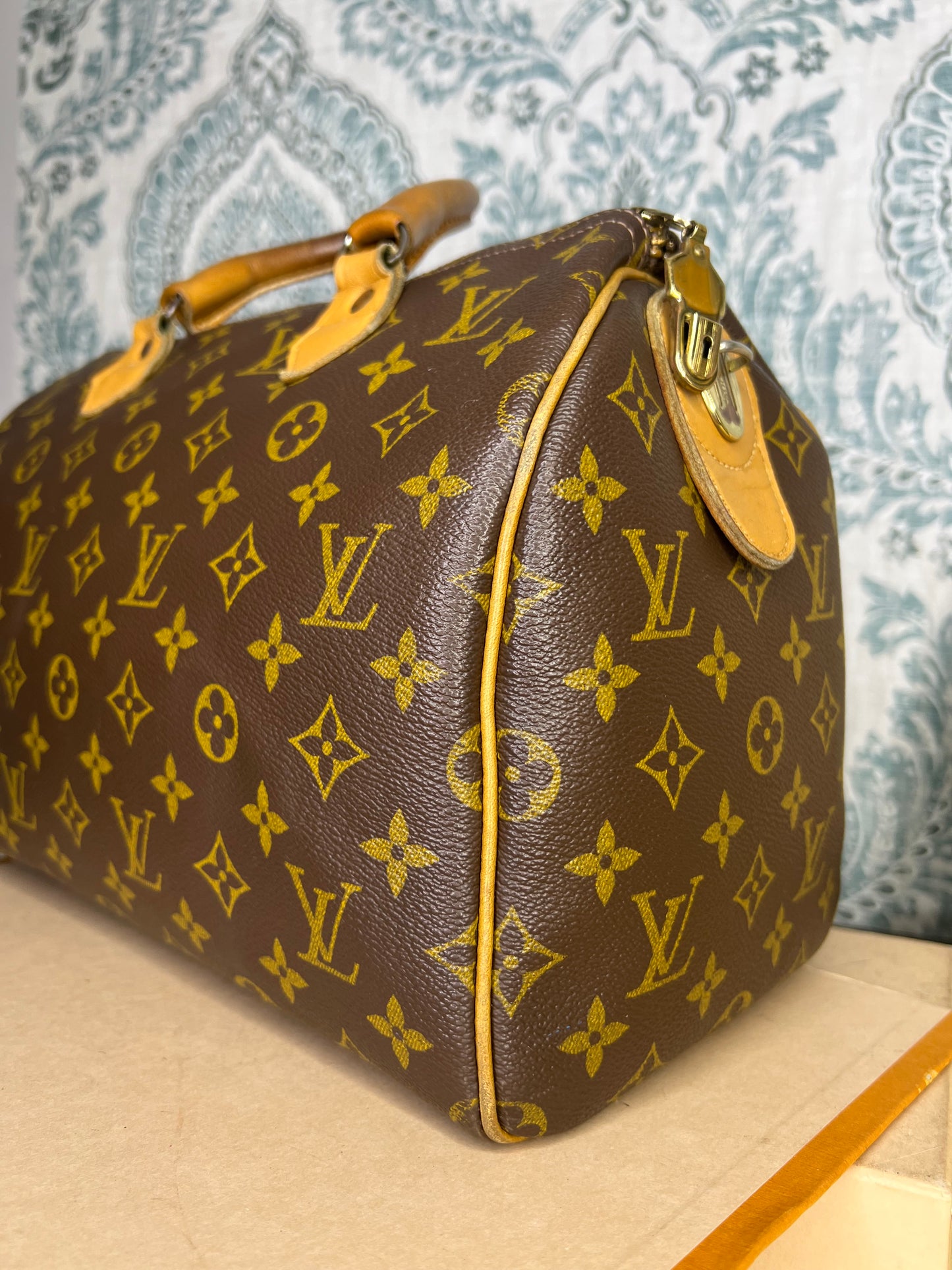 Louis Vuitton French Company Speedy 30