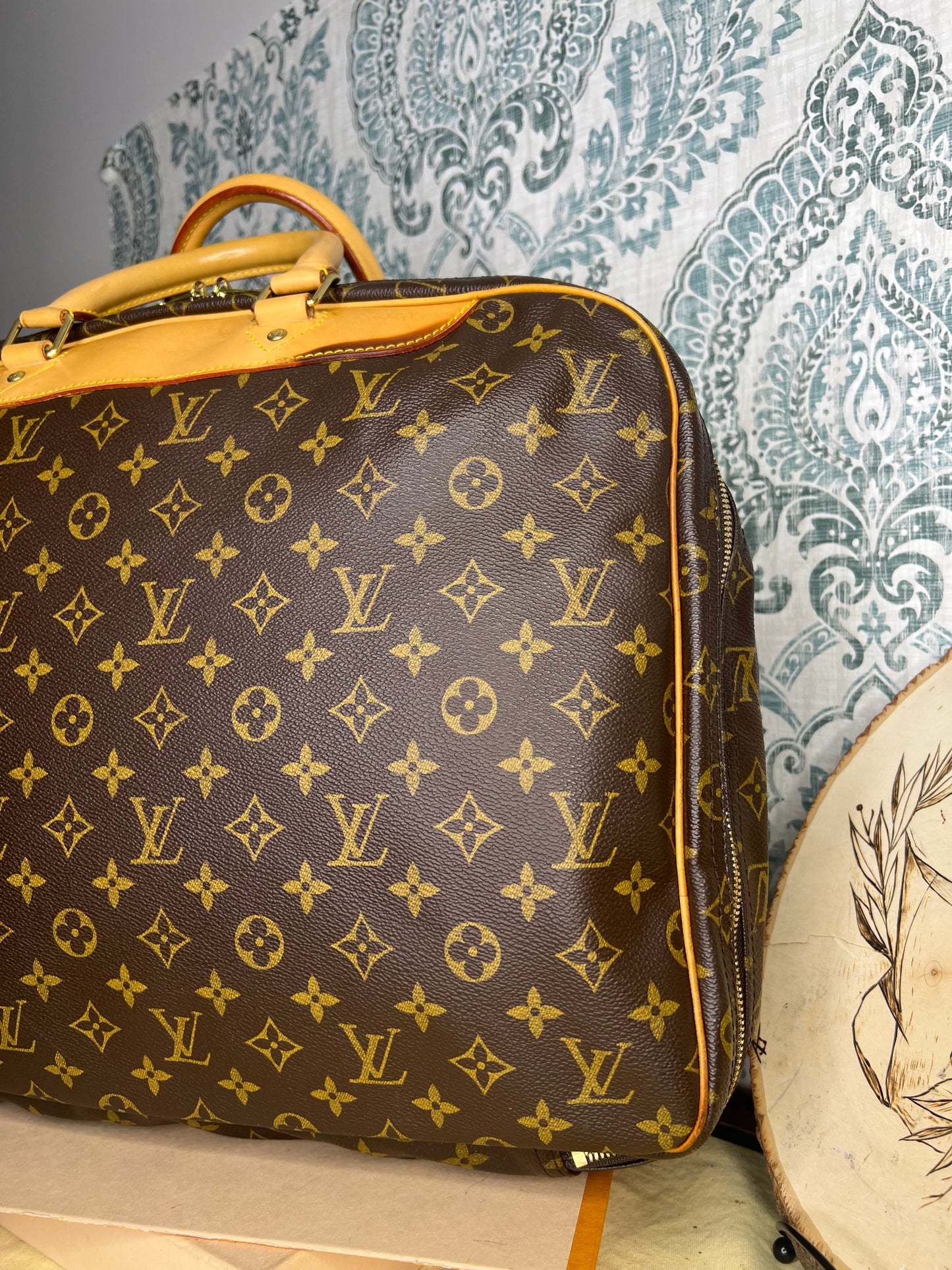 Louis Vuitton Alize 24