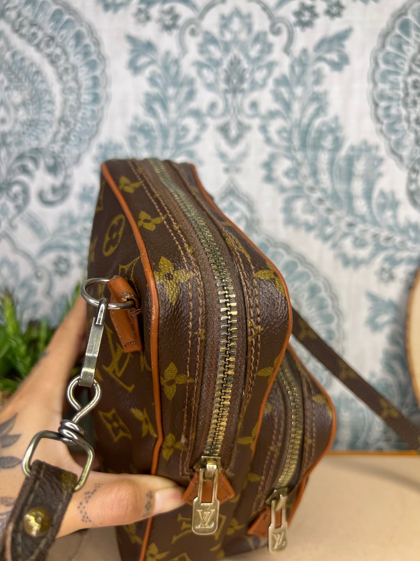 Louis Vuitton Vintage Amazone