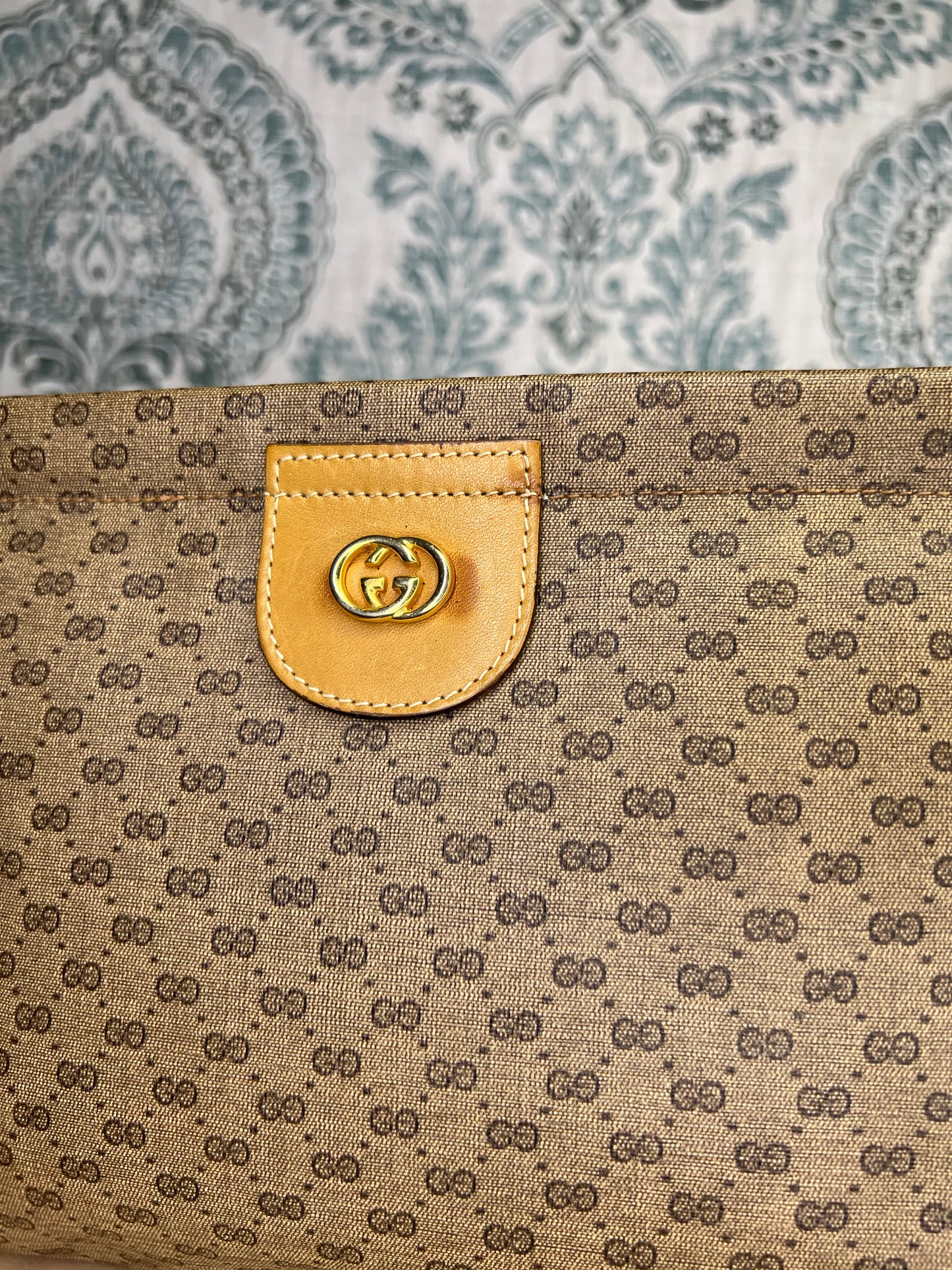 Micro Gucci Tan Vintage Crossbody