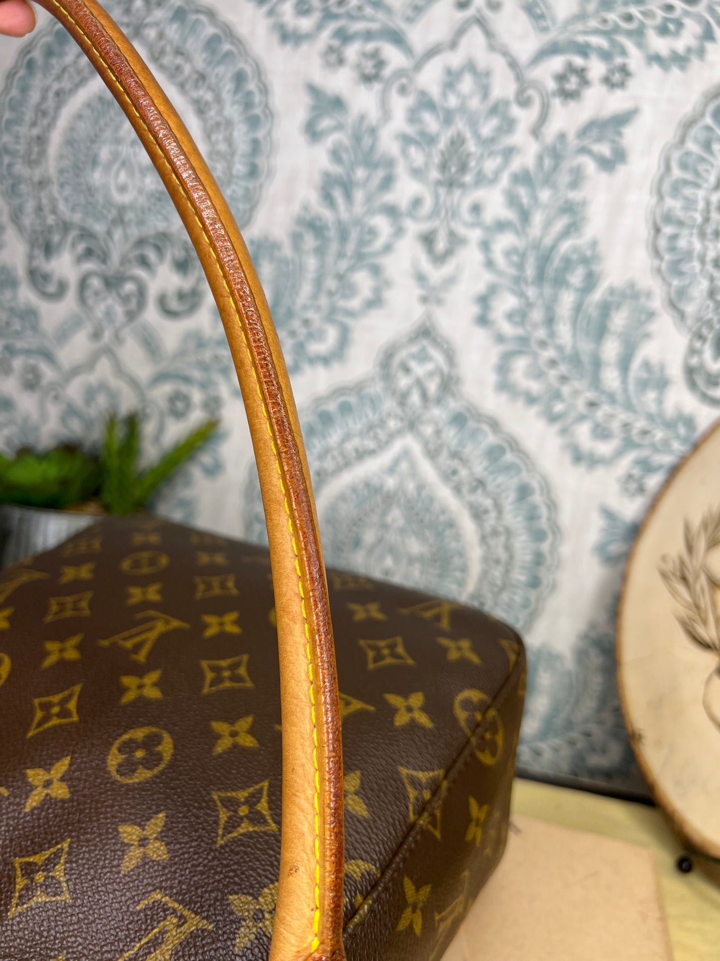 Louis Vuitton Looping MM