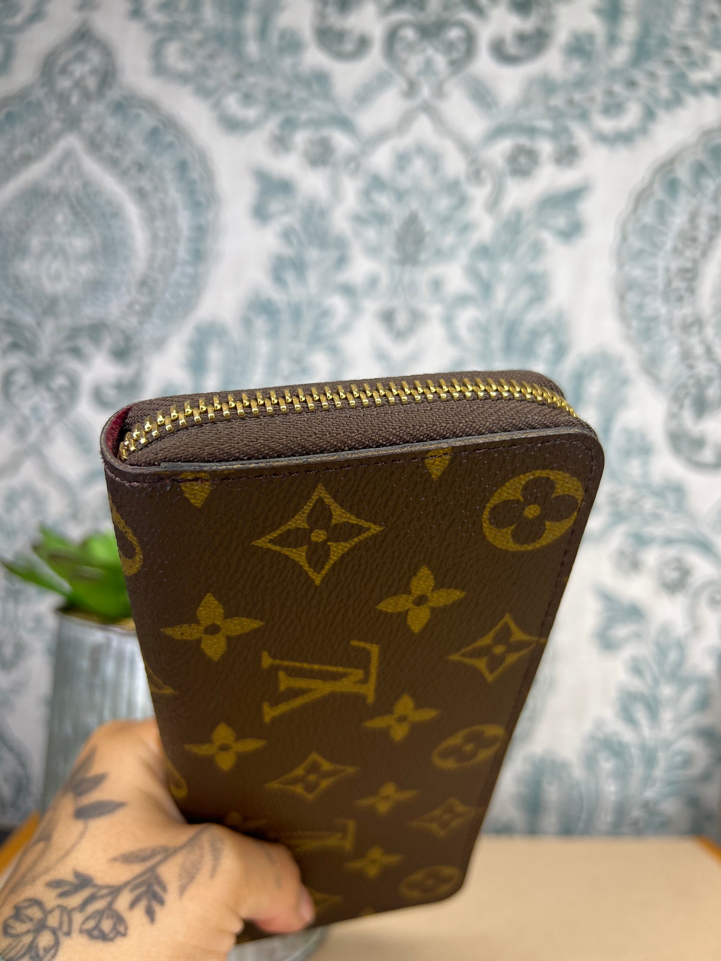 Louis Vuitton Fuschia Clemence Wallet