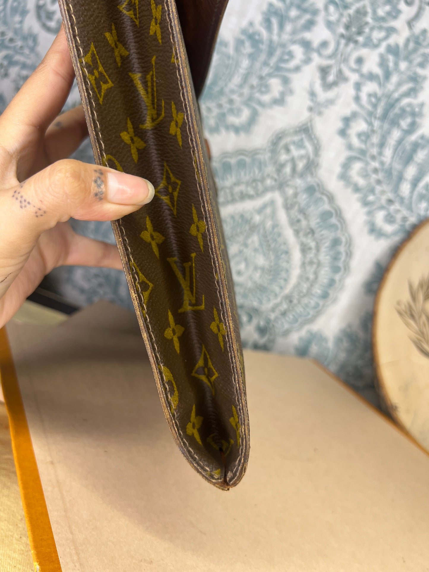 Louis Vuitton Poche Ministre