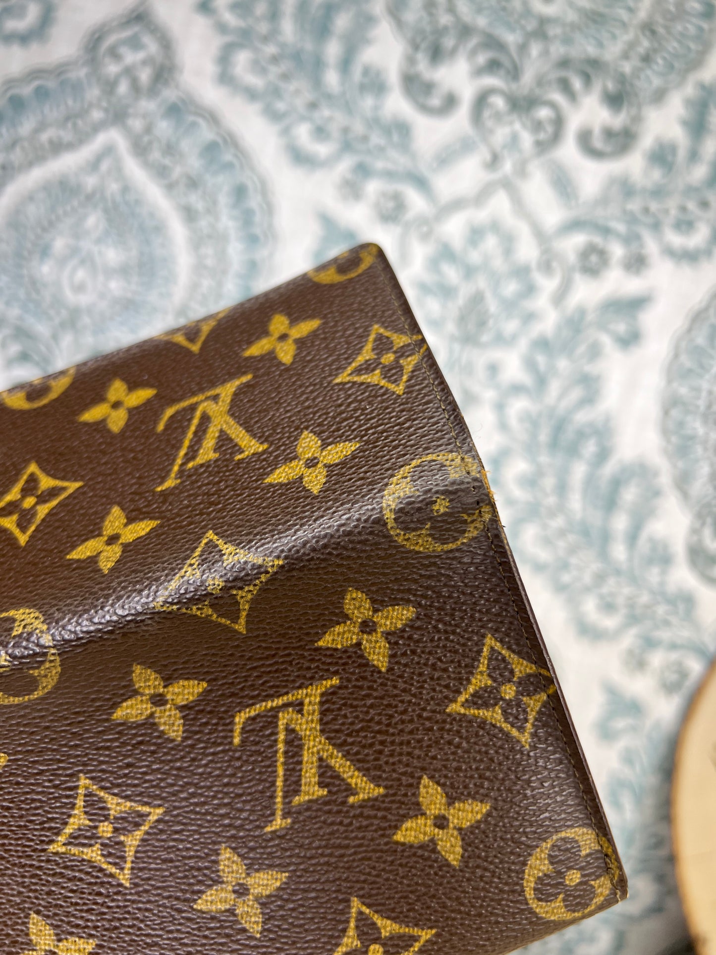 Louis Vuitton Porte 3 Yen Wallet