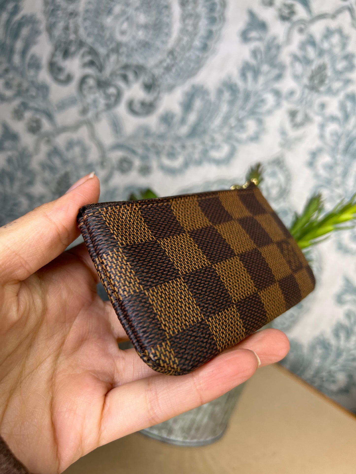 Louis Vuitton Damier Ebene Key Cles