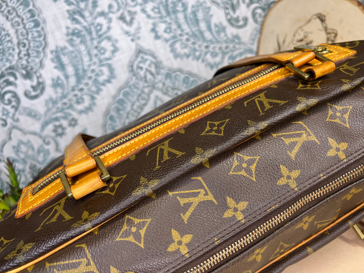 Louis Vuitton Cite GM