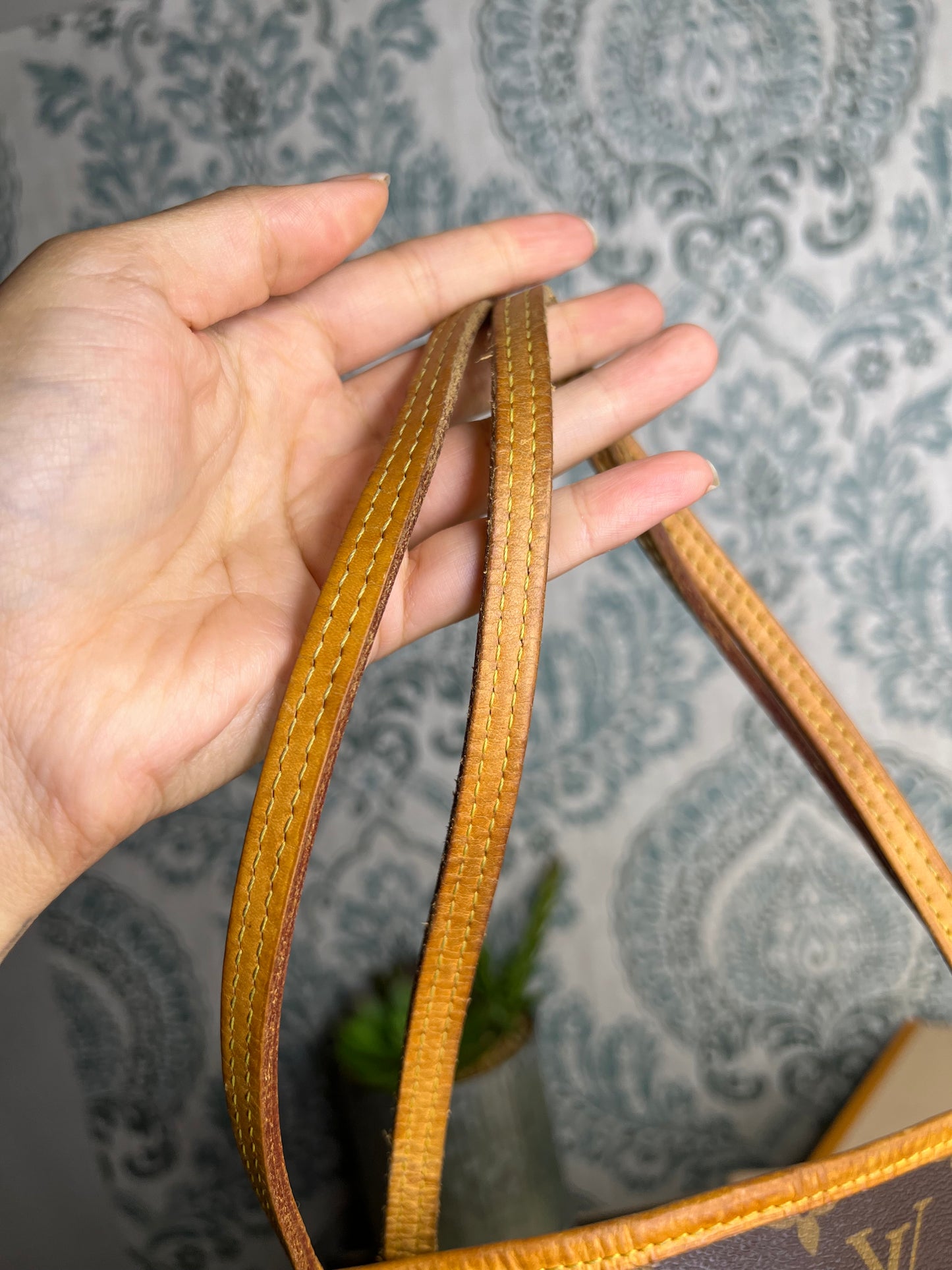 Louis Vuitton Neverfull Pivoine