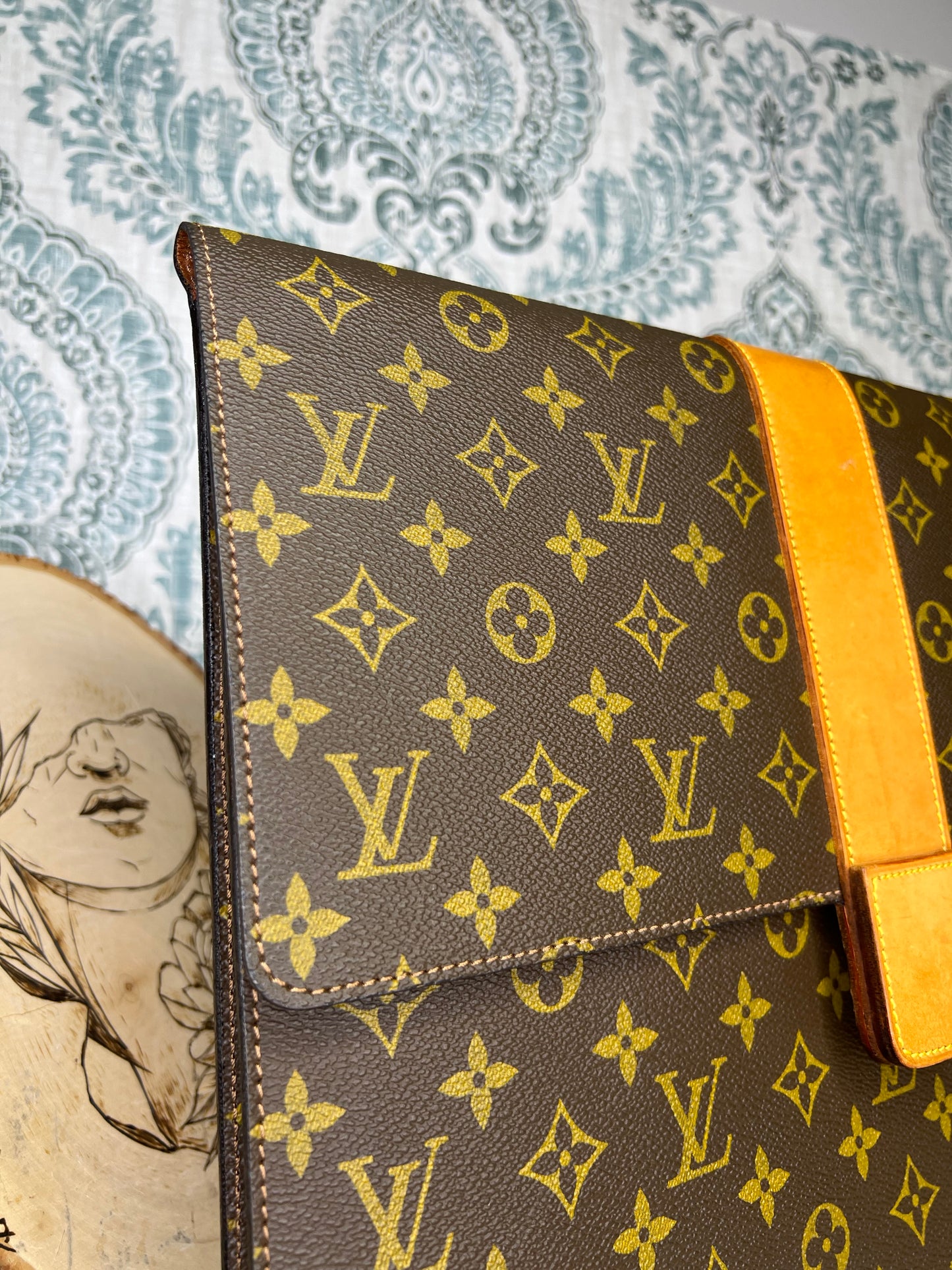 Lena Portfolio Case