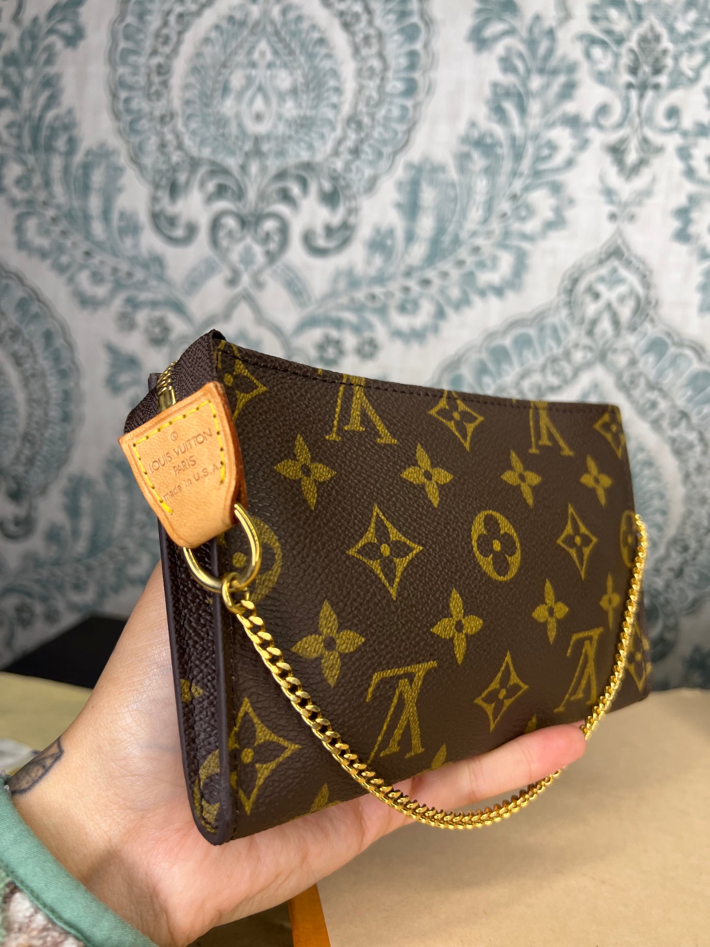 Louis Vuitton Bucket PM Pouch