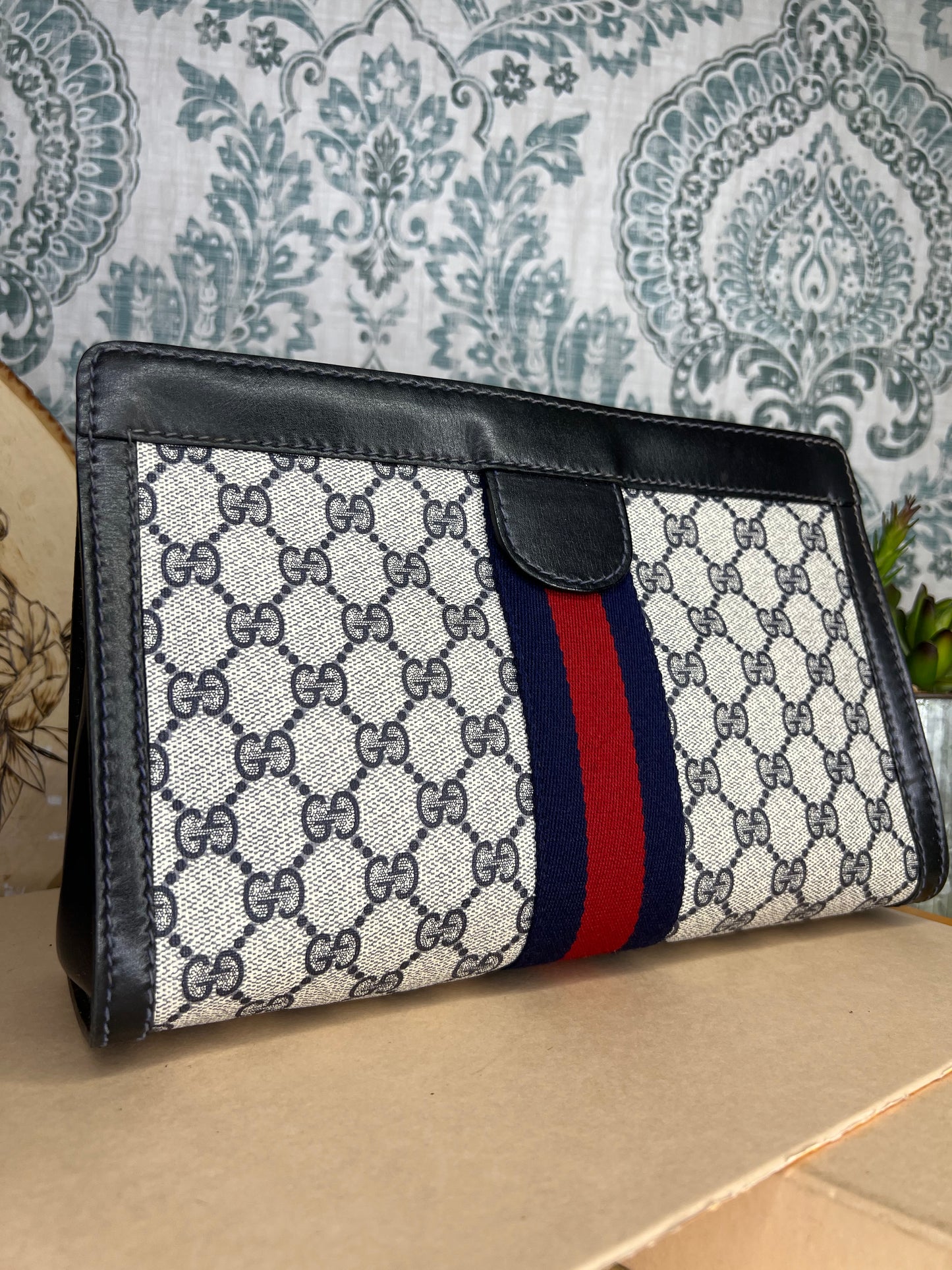 Gucci Parfum Navy Sherry Line Clutch