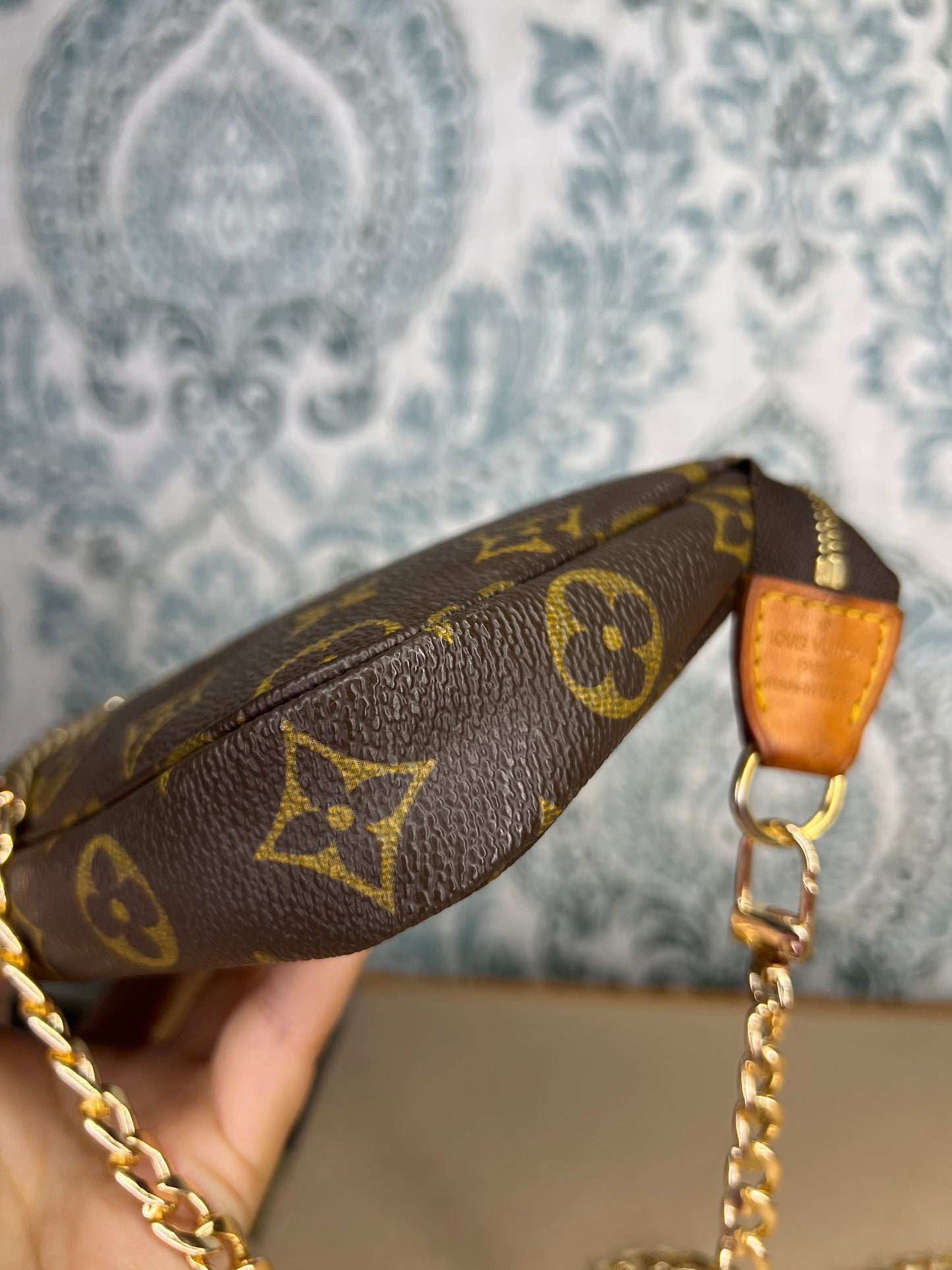 Louis Vuitton Bucket Pochette #1