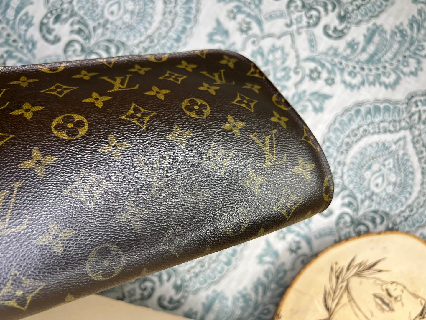 Louis Vuitton Orsay Clutch