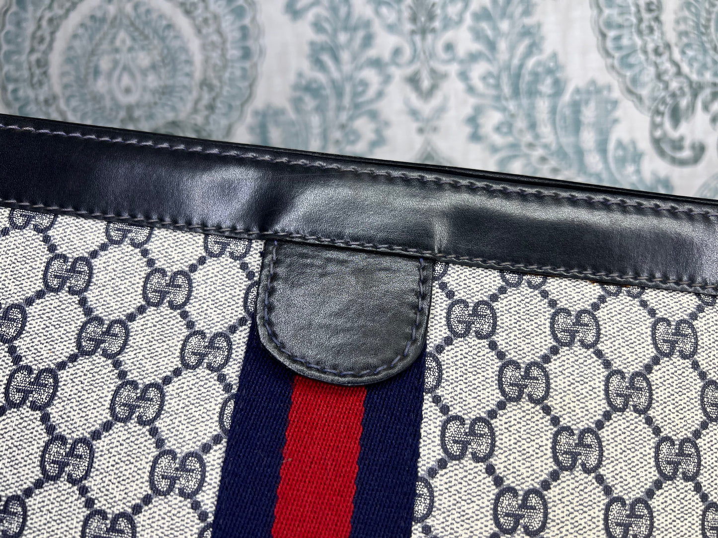 Gucci Parfum Navy Sherry Line Clutch