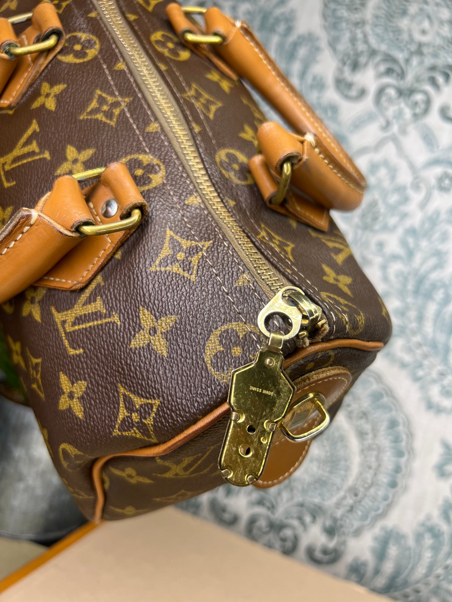 Louis Vuitton French Company Speedy 25