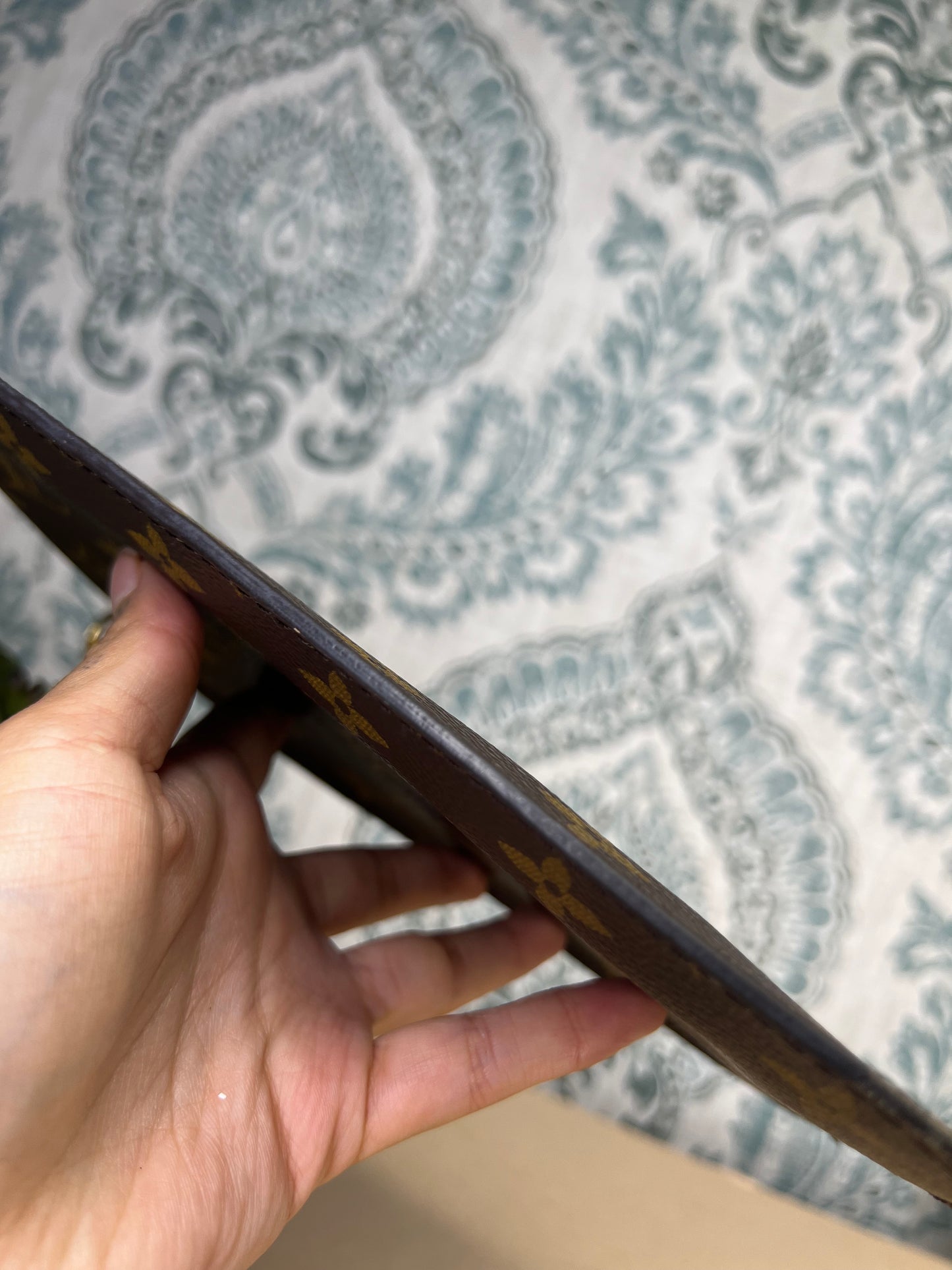 Louis Vuitton Neverfull MM Pochette