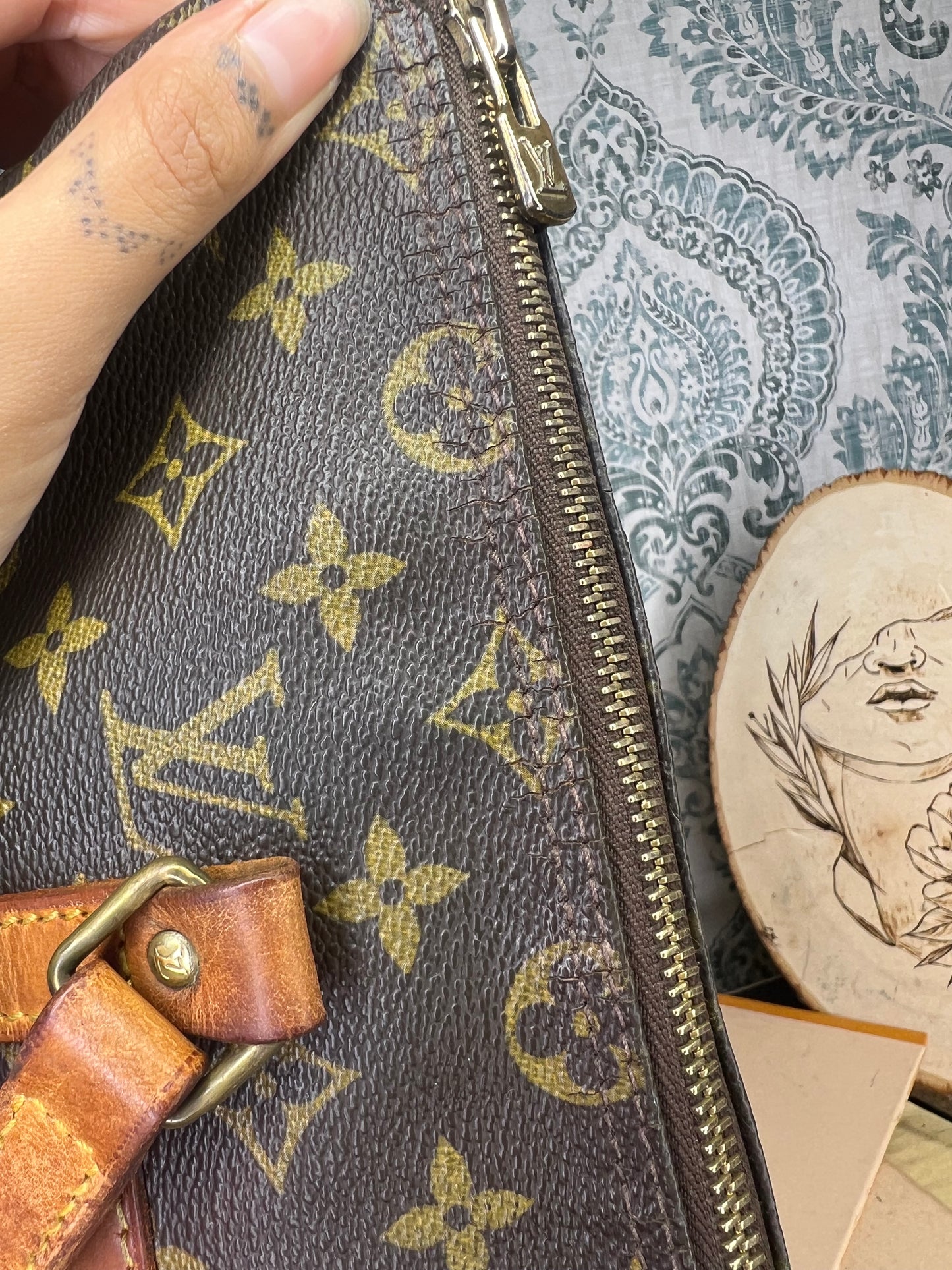 Louis Vuitton Exclusivite Edition 11 Shoulder Bag