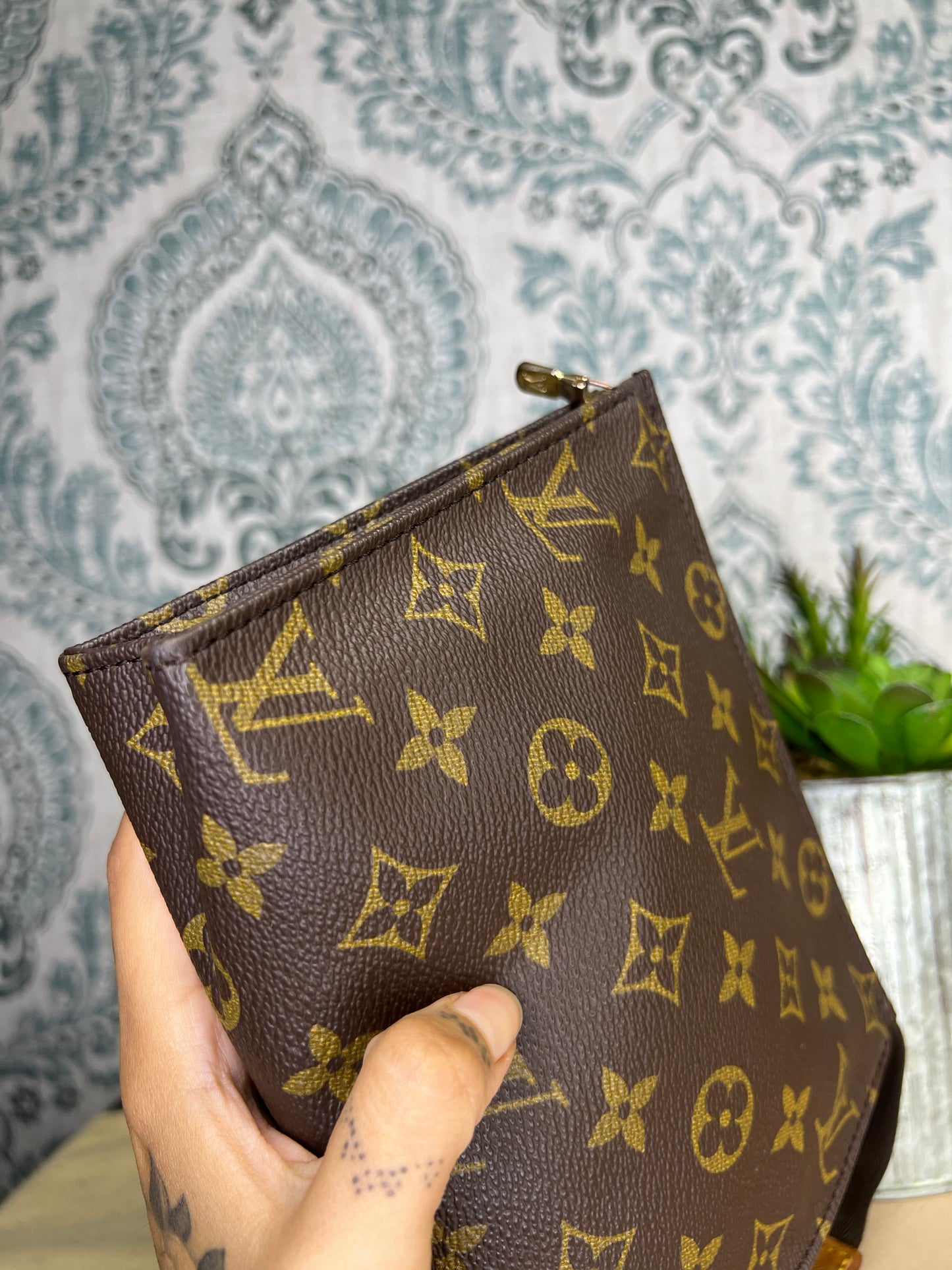 Louis Vuitton Toiletry 19 #1