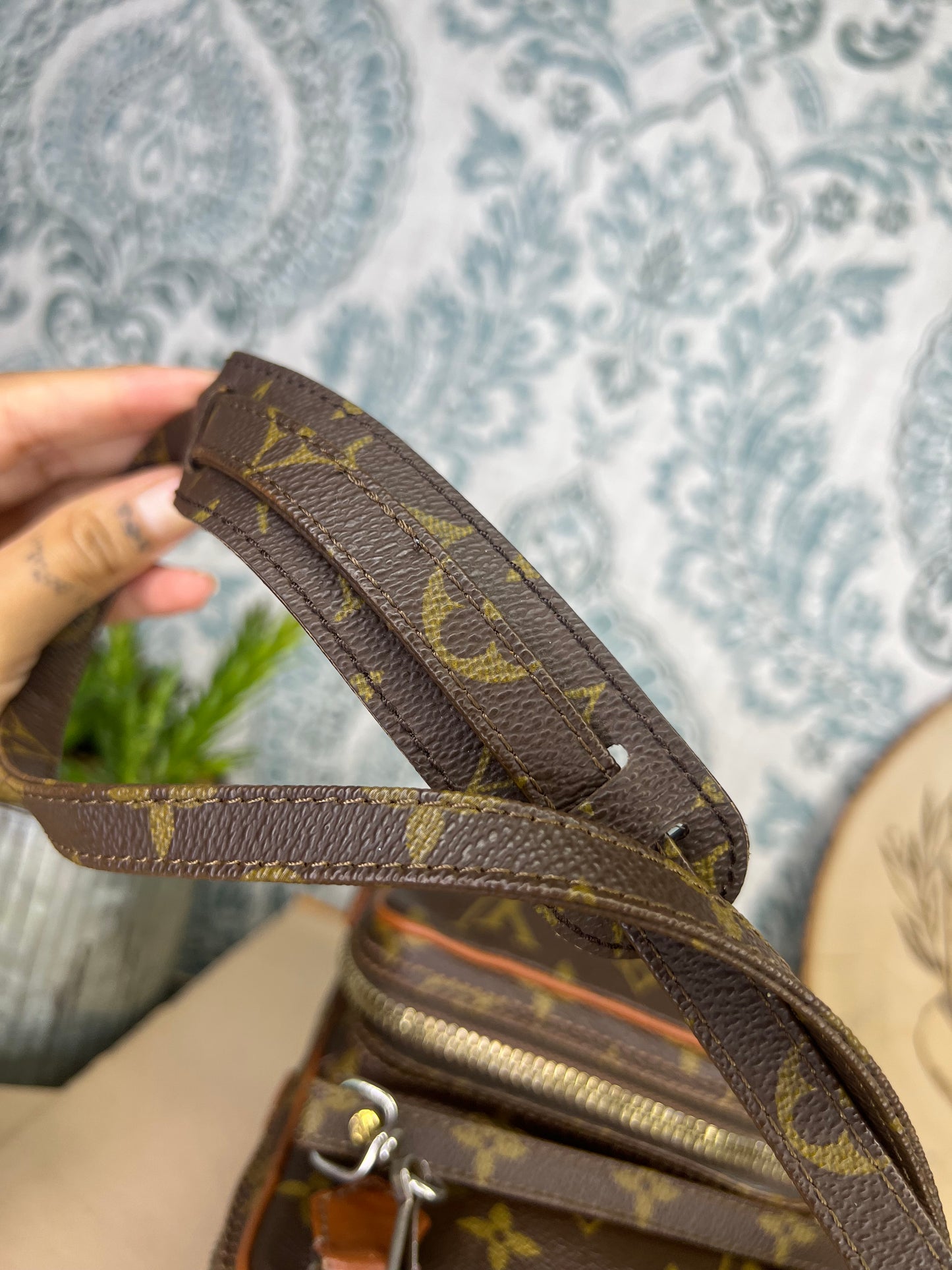 Louis Vuitton Vintage Amazone