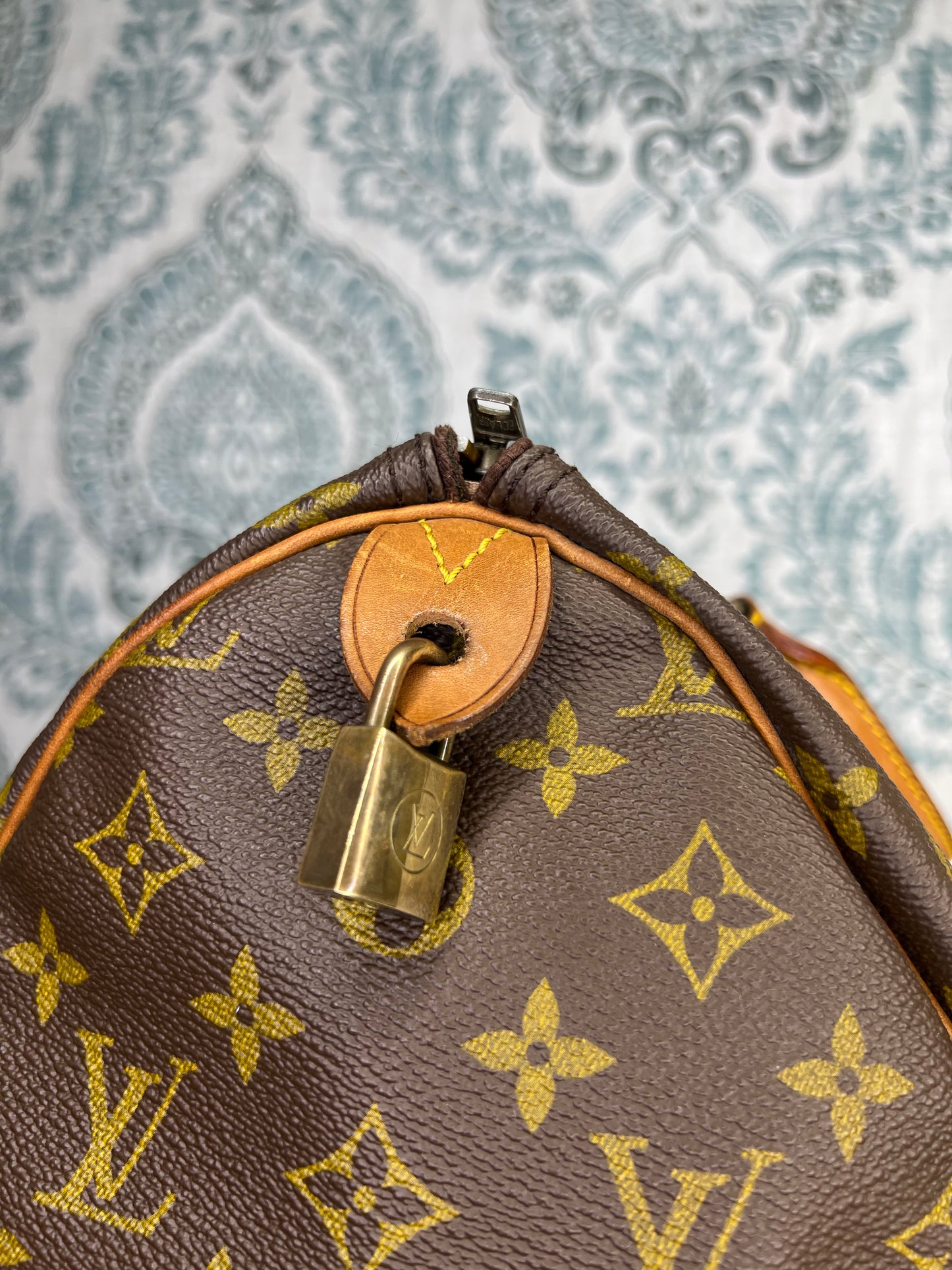 Louis Vuitton Speedy 35