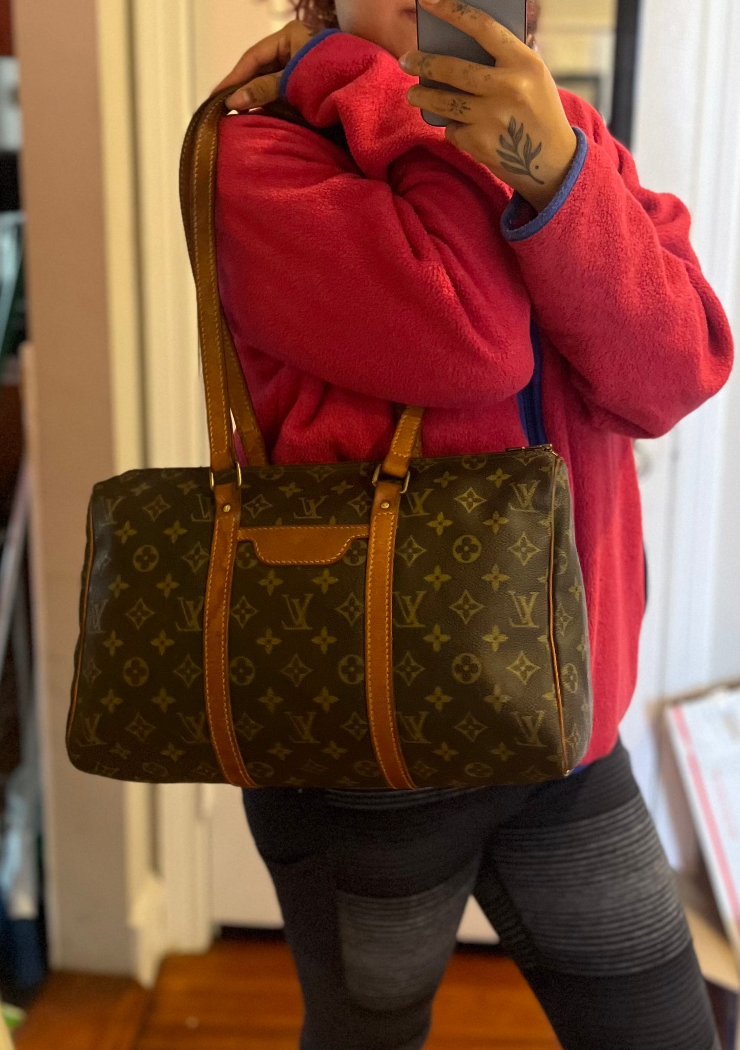 Louis Vuitton Exclusivite Edition 11 Shoulder Bag