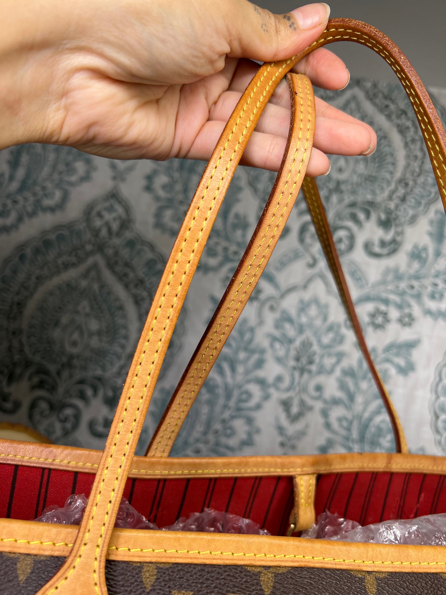 Neverfull MM Cherry Red