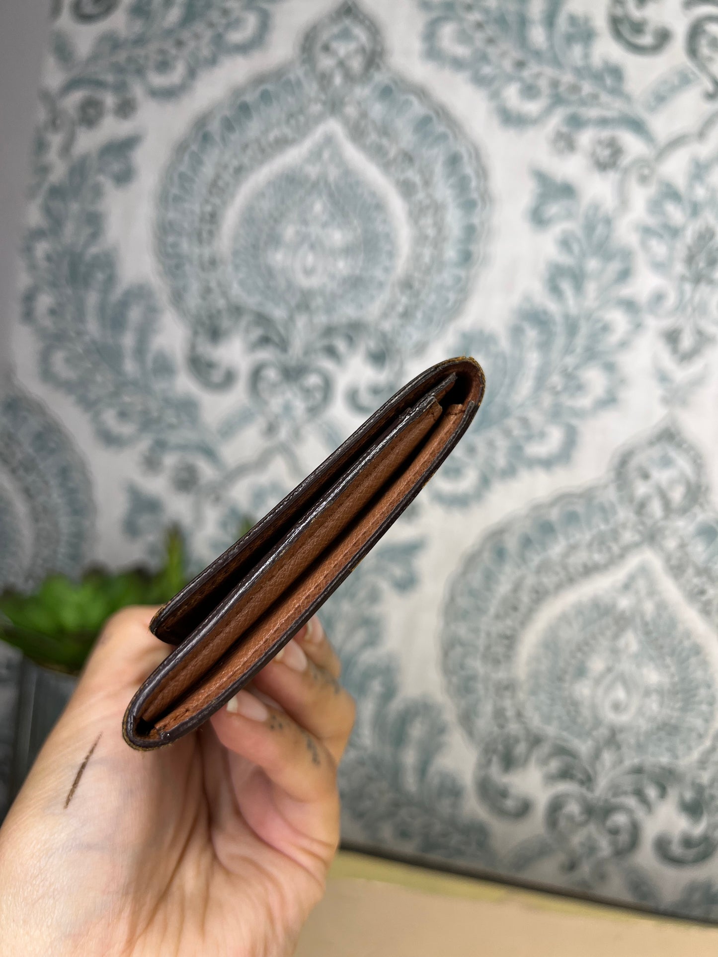 Louis Vuitton Porte 3 Yen Wallet