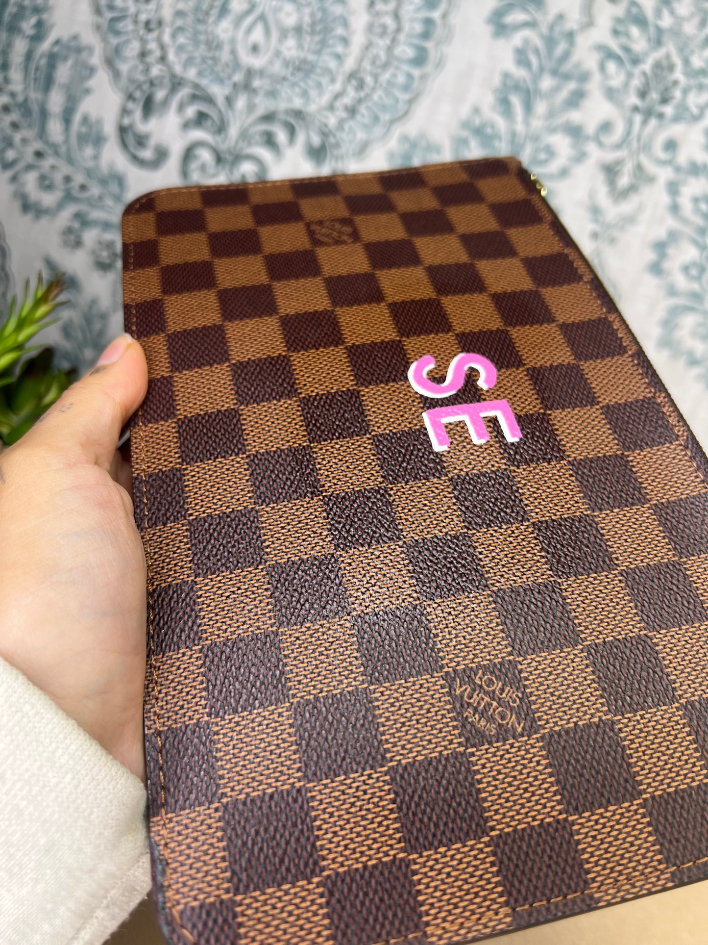 Louis Vuitton Neverfull Pochette Pouch Damier Ebene