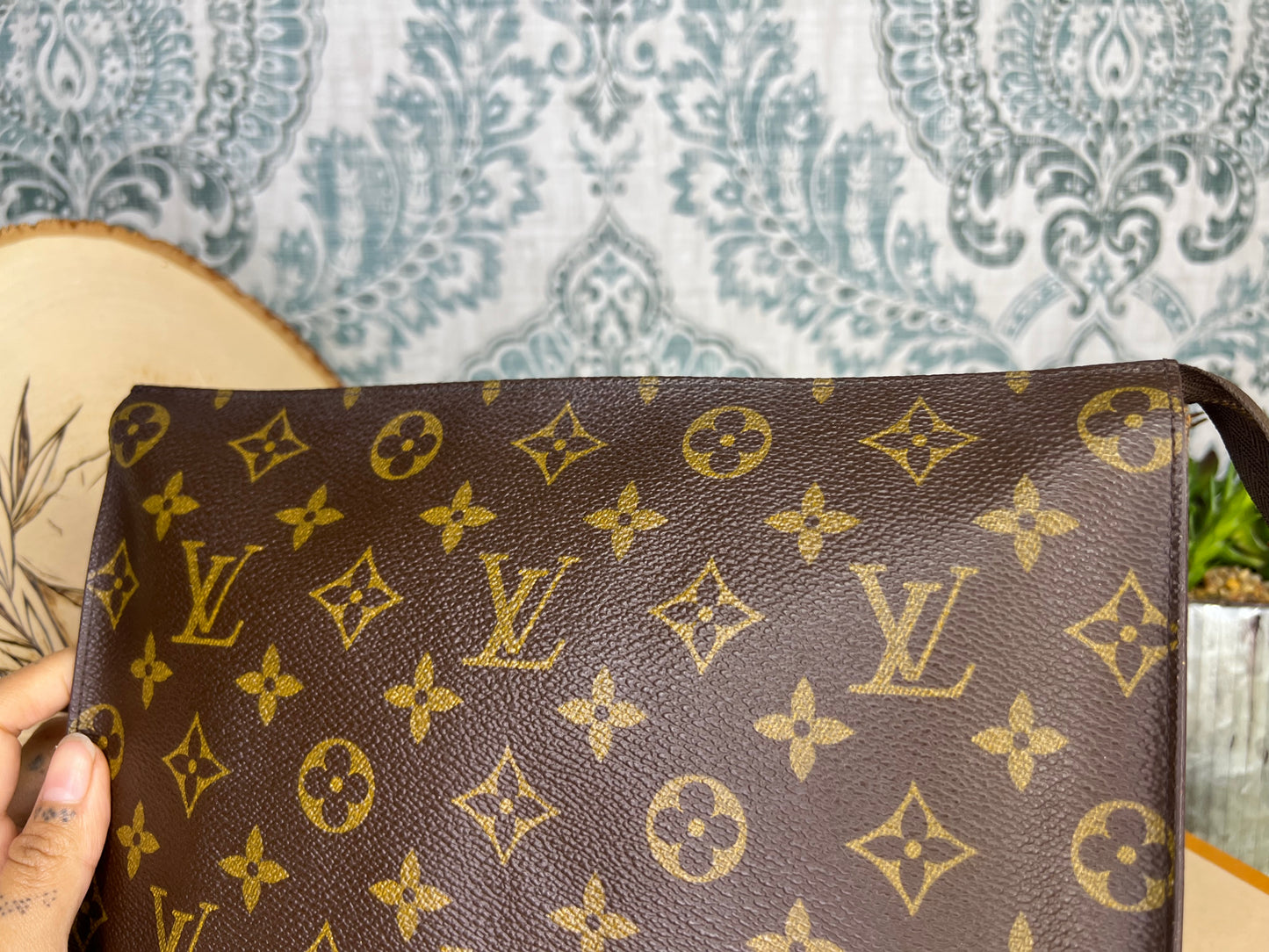 Monogram Toiletry 26