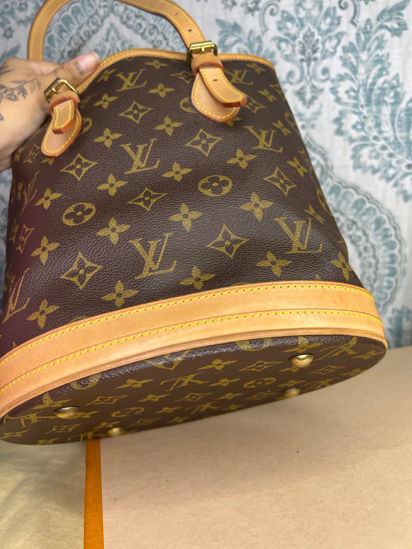 Louis Vuitton Bucket PM