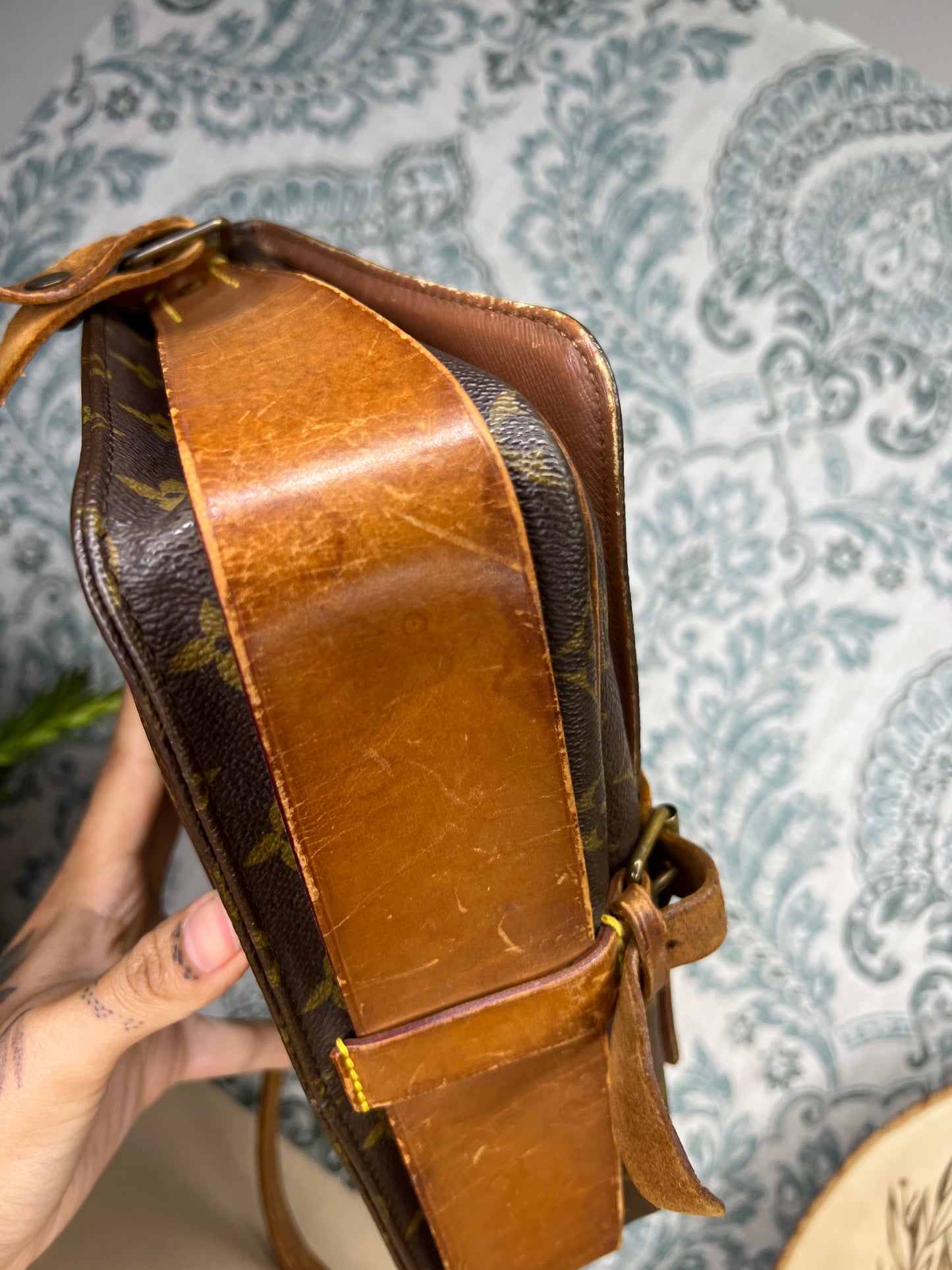 Louis Vuitton Cartouchiere GM