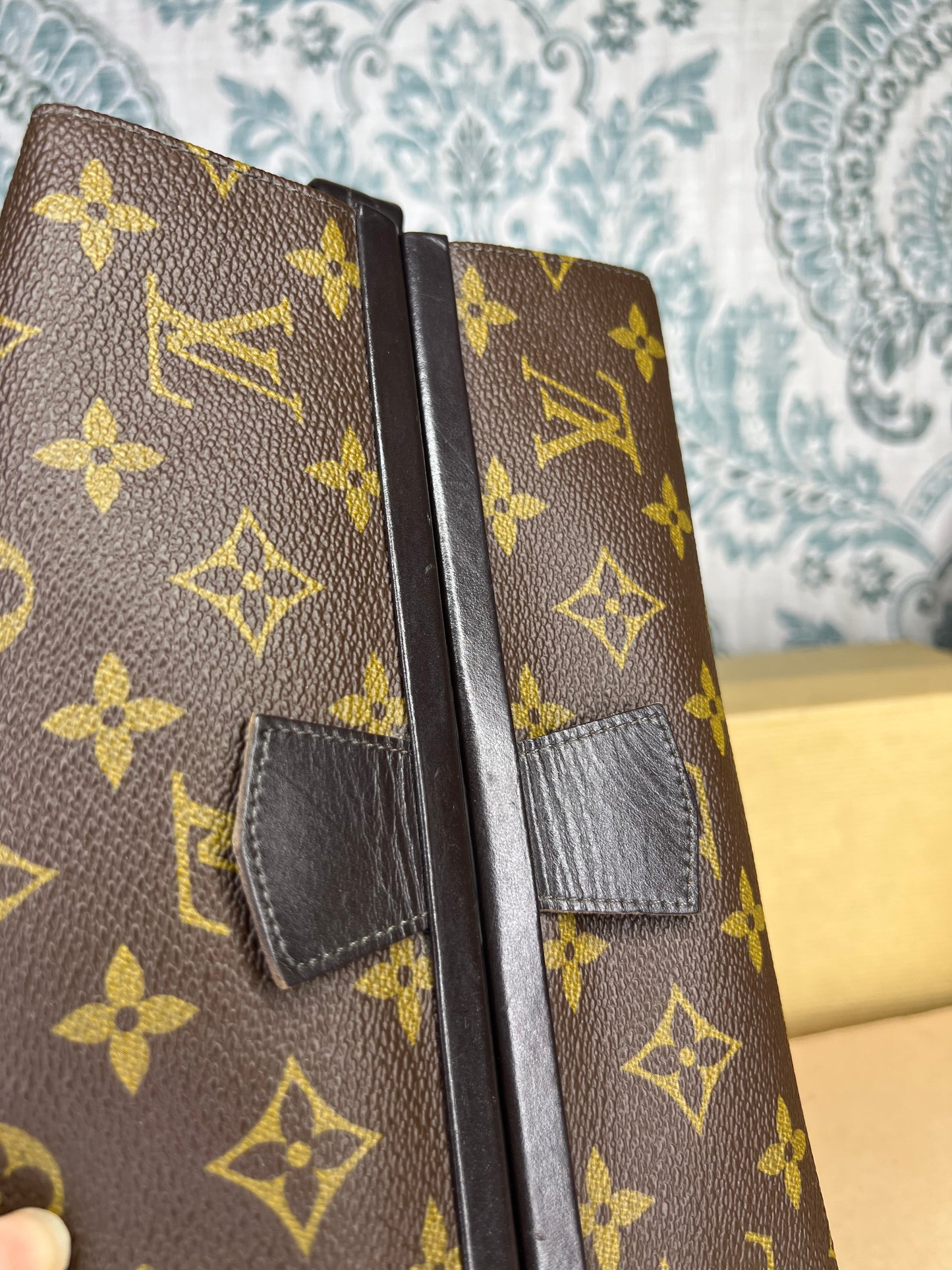 Louis Vuitton Toiletry / Dopp Kit
