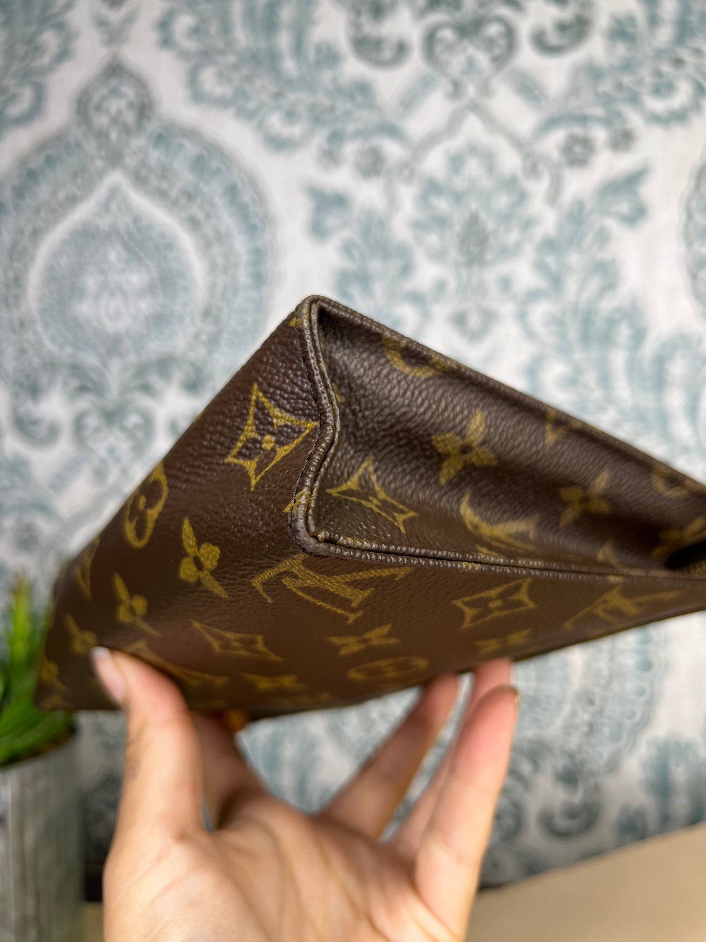 Louis Vuitton Toiletry 19 #2