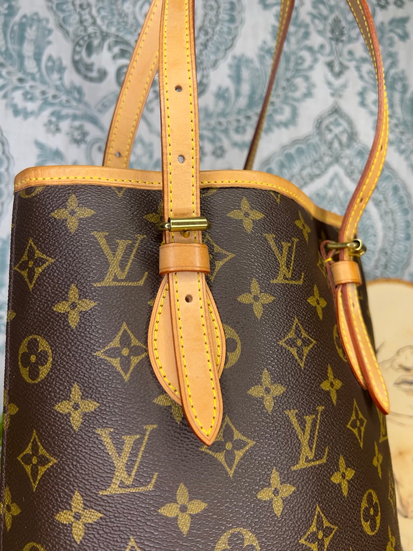 Louis Vuitton Bucket PM