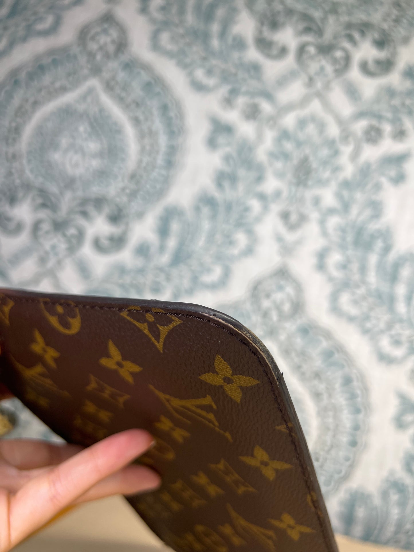 Louis Vuitton Neverfull MM Pochette