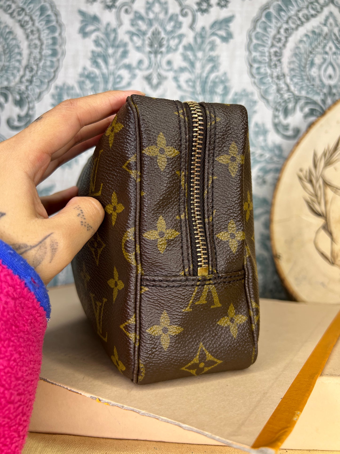 Louis Vuitton Trousse 23