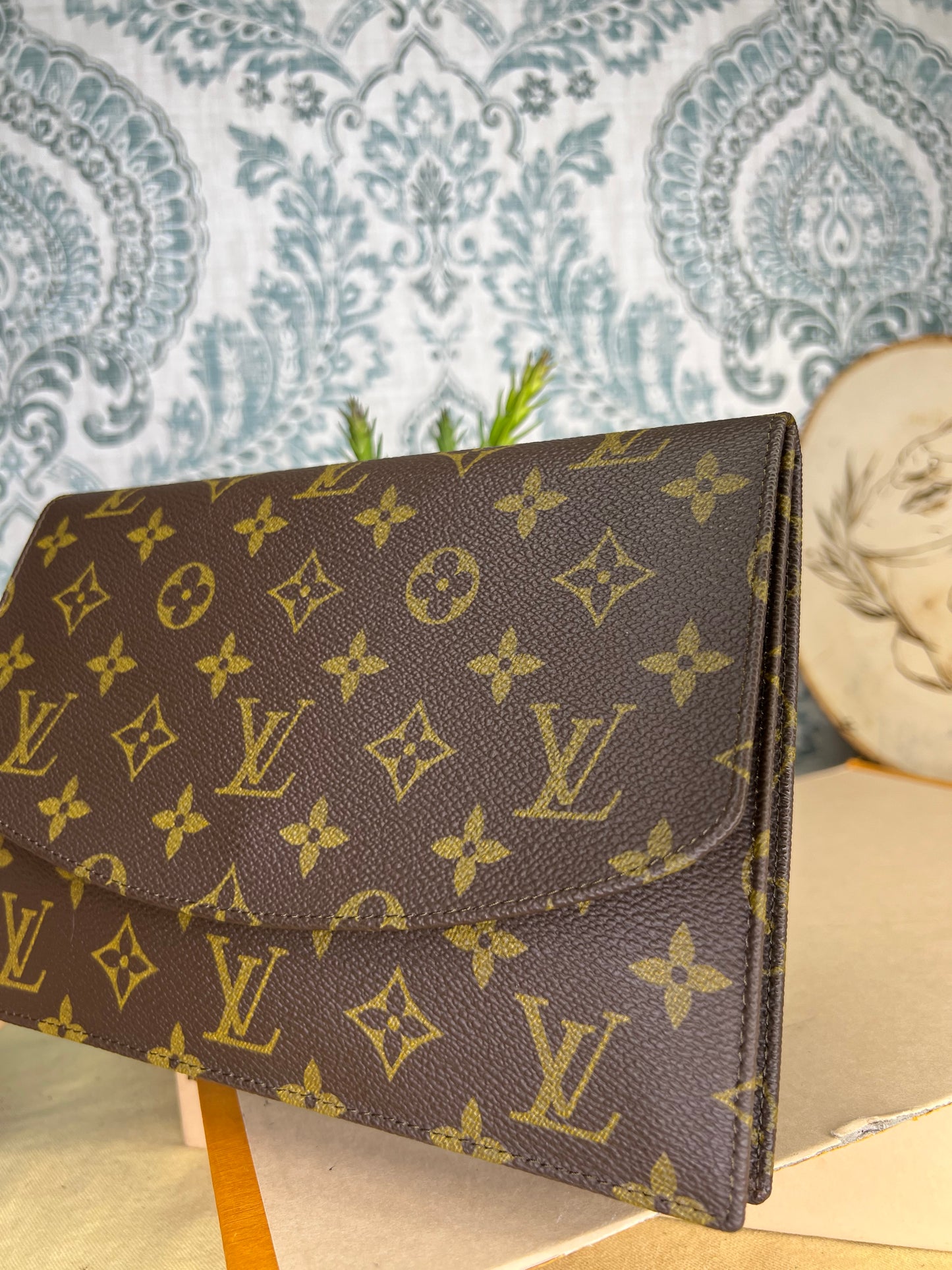Louis Vuitton Pochette Rabat
