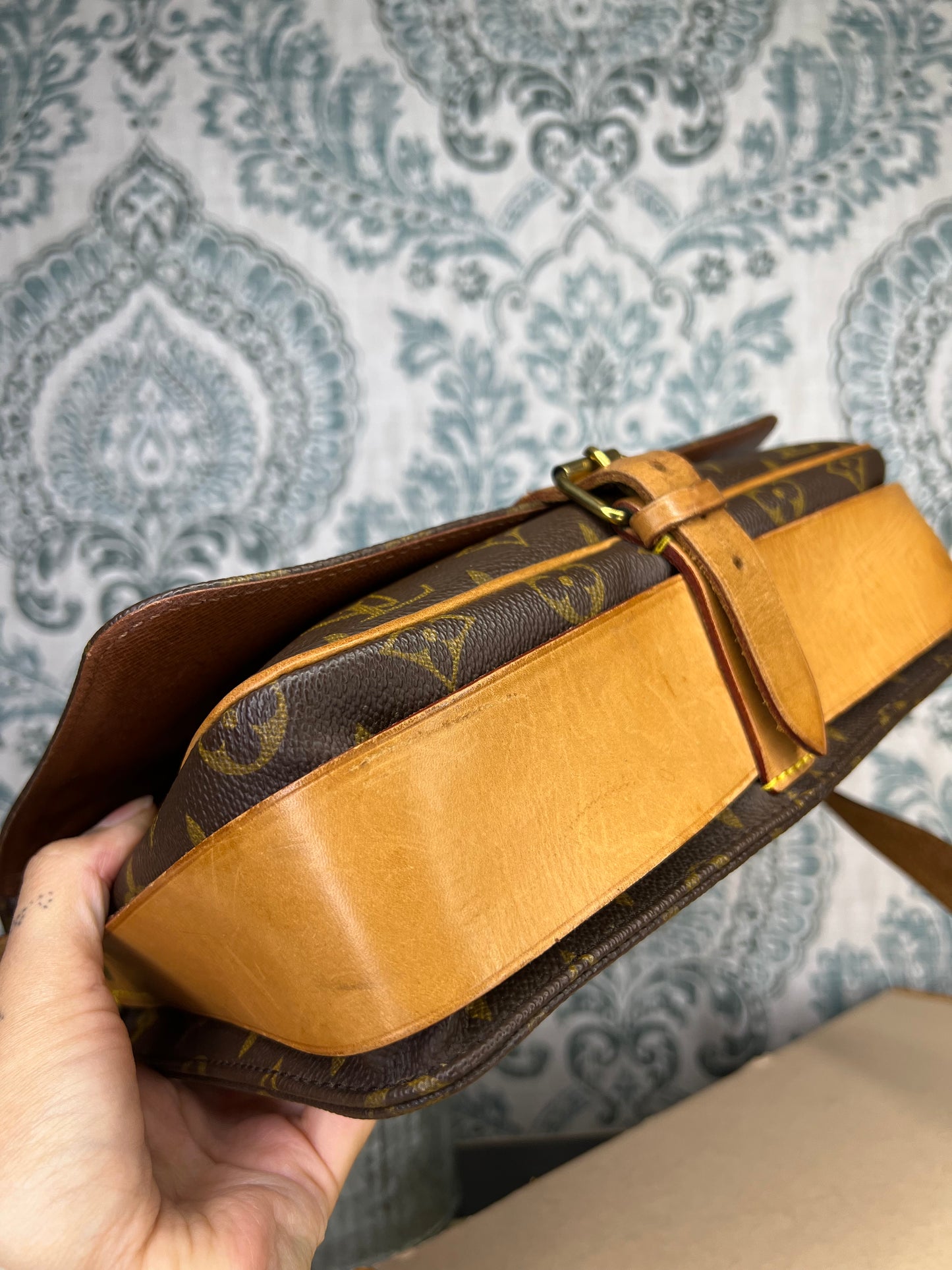 Louis Vuitton Cartouchiere GM